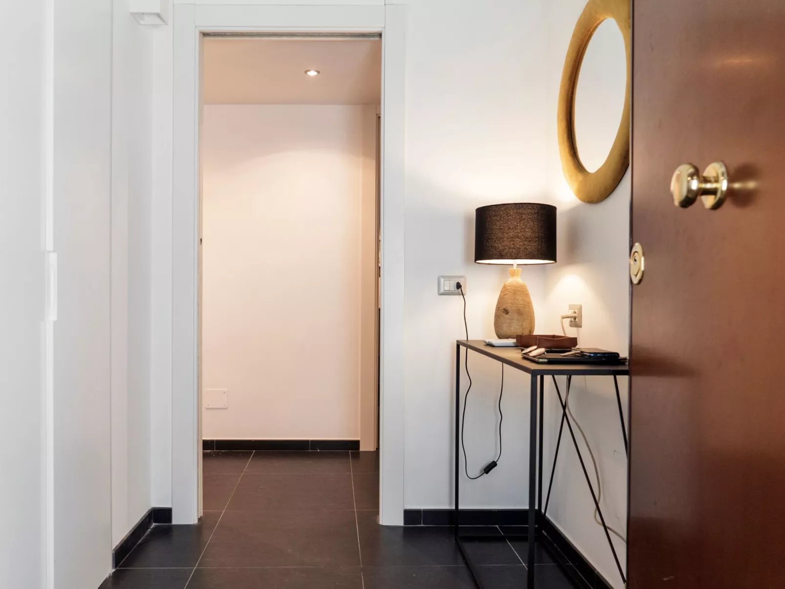 Wohnung 'Danke Vatikan'-Image-tags.info