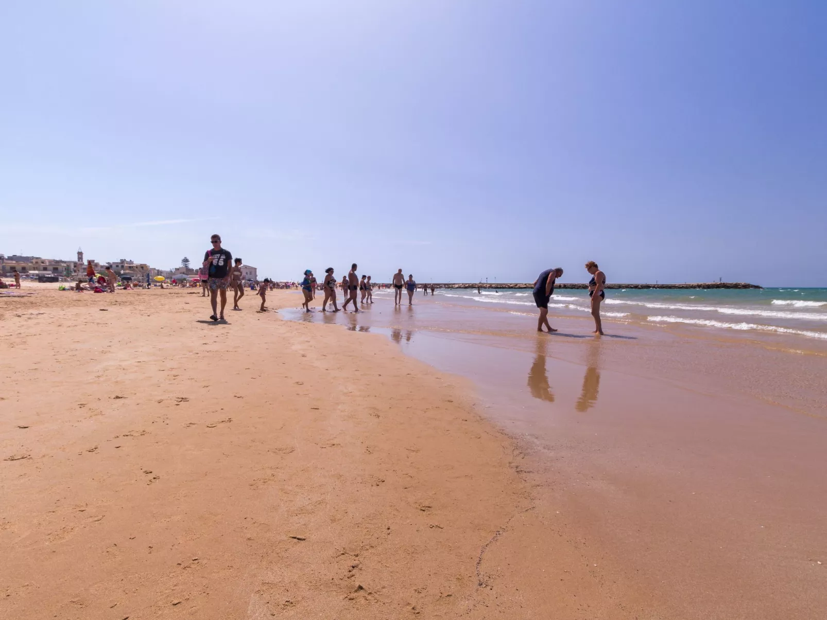Charmante Wohnung in Donnalucata mit Möblierter Terrasse-Outside