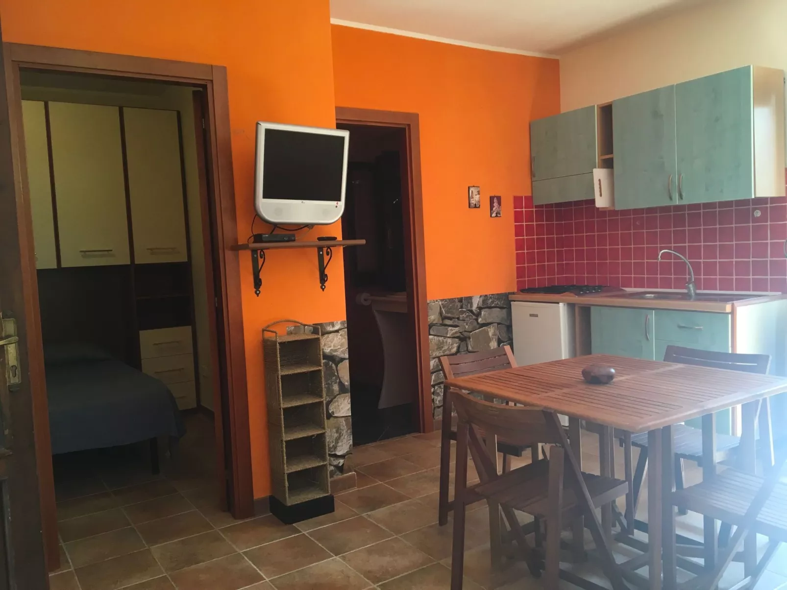 Wohnung in Vieste mit privatem Garten-Drinnen