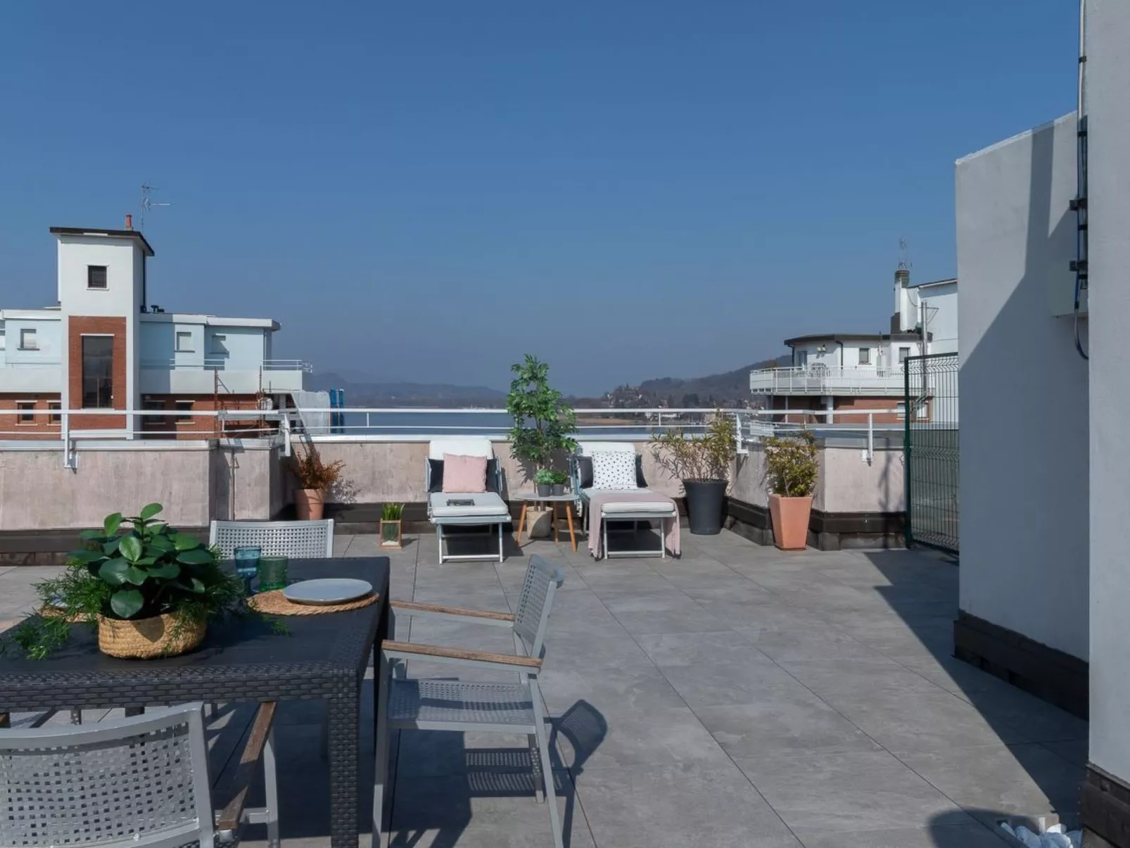 La Terrazza' Wohnung mit Seeblick-Image-tags.info