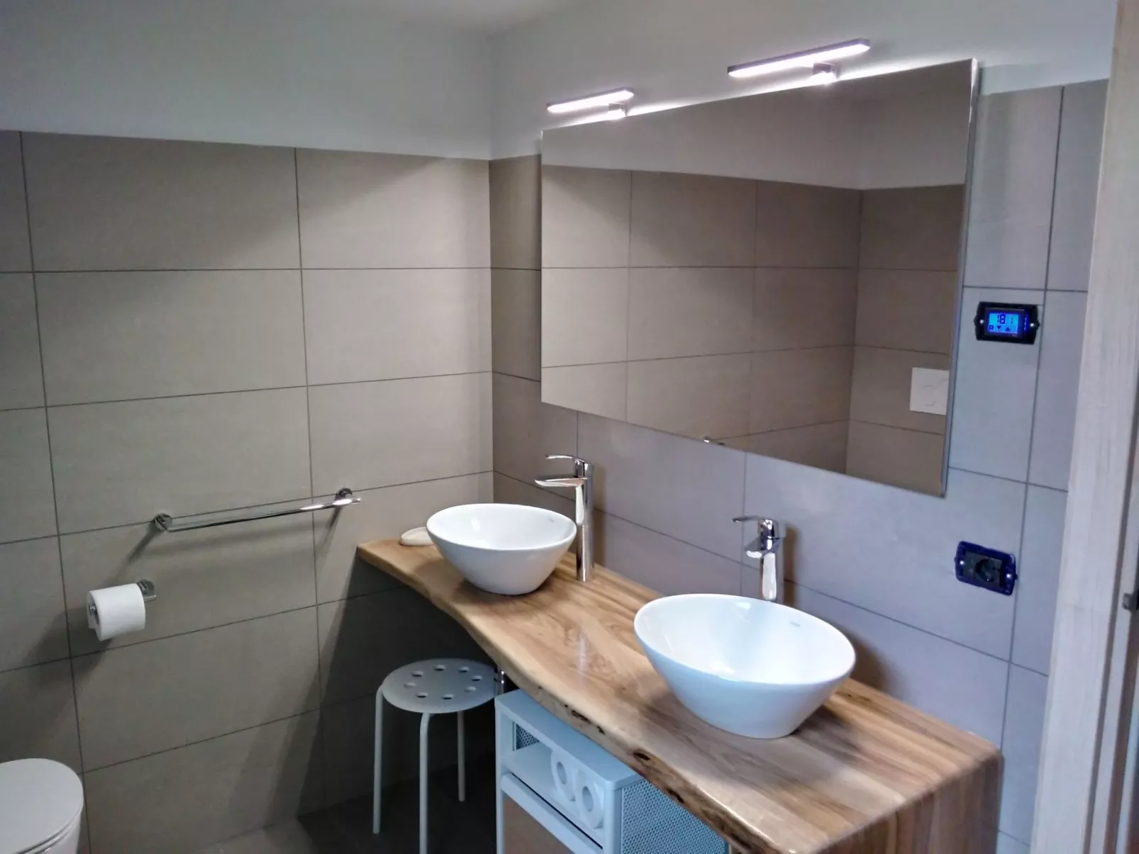 Freistehendes Haus mit privatem Garten-Inside