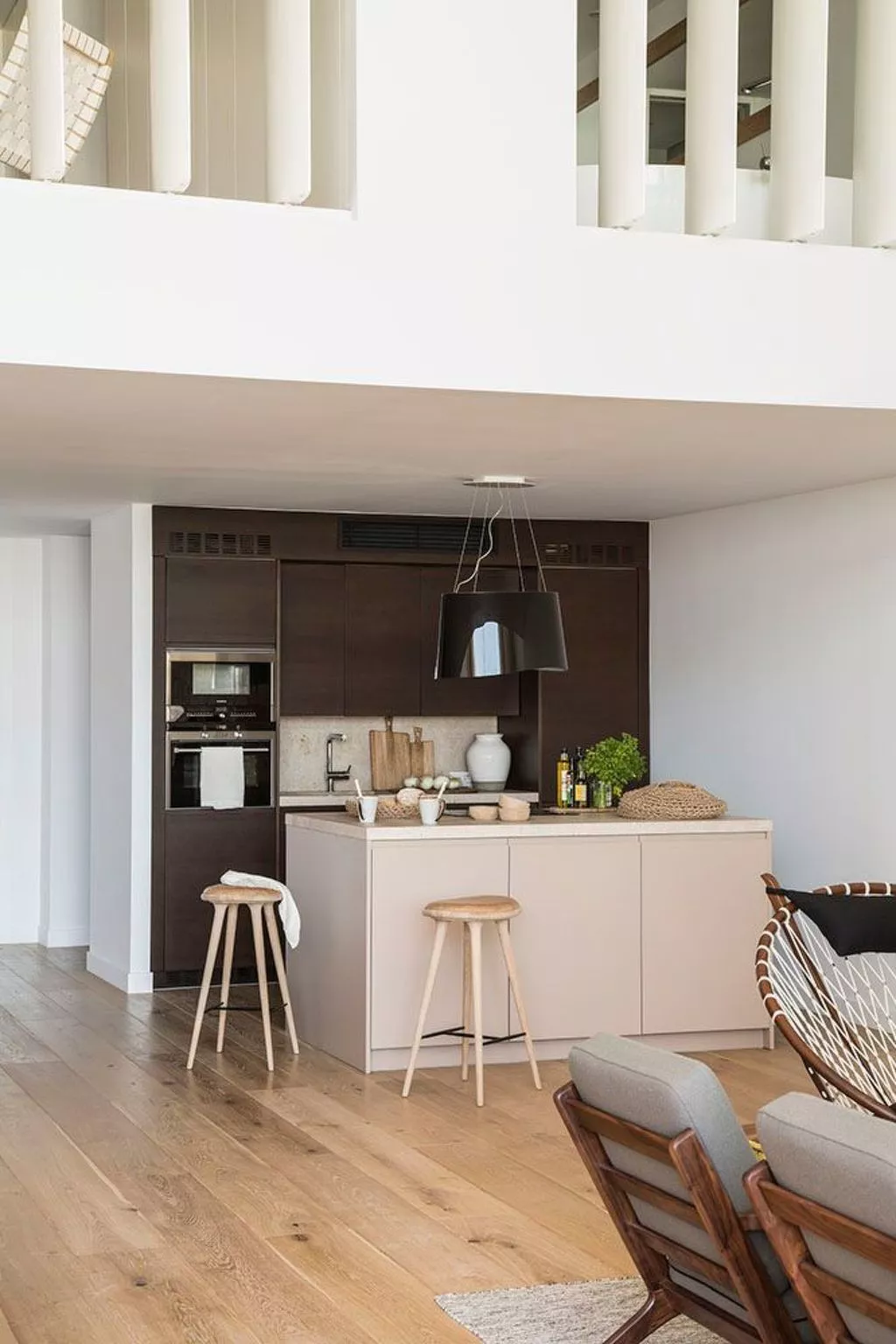 Haus "Colonia Beach" mit Blick auf das Wasser-Image-tags.info