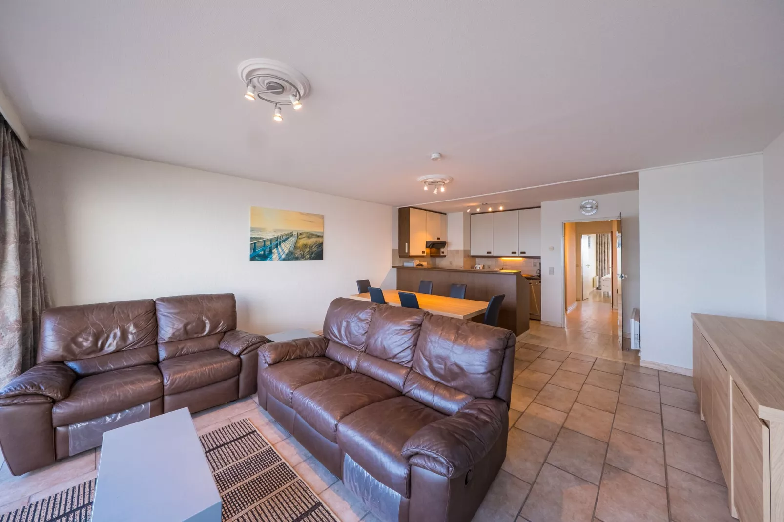 Oasis II 0802-Living room