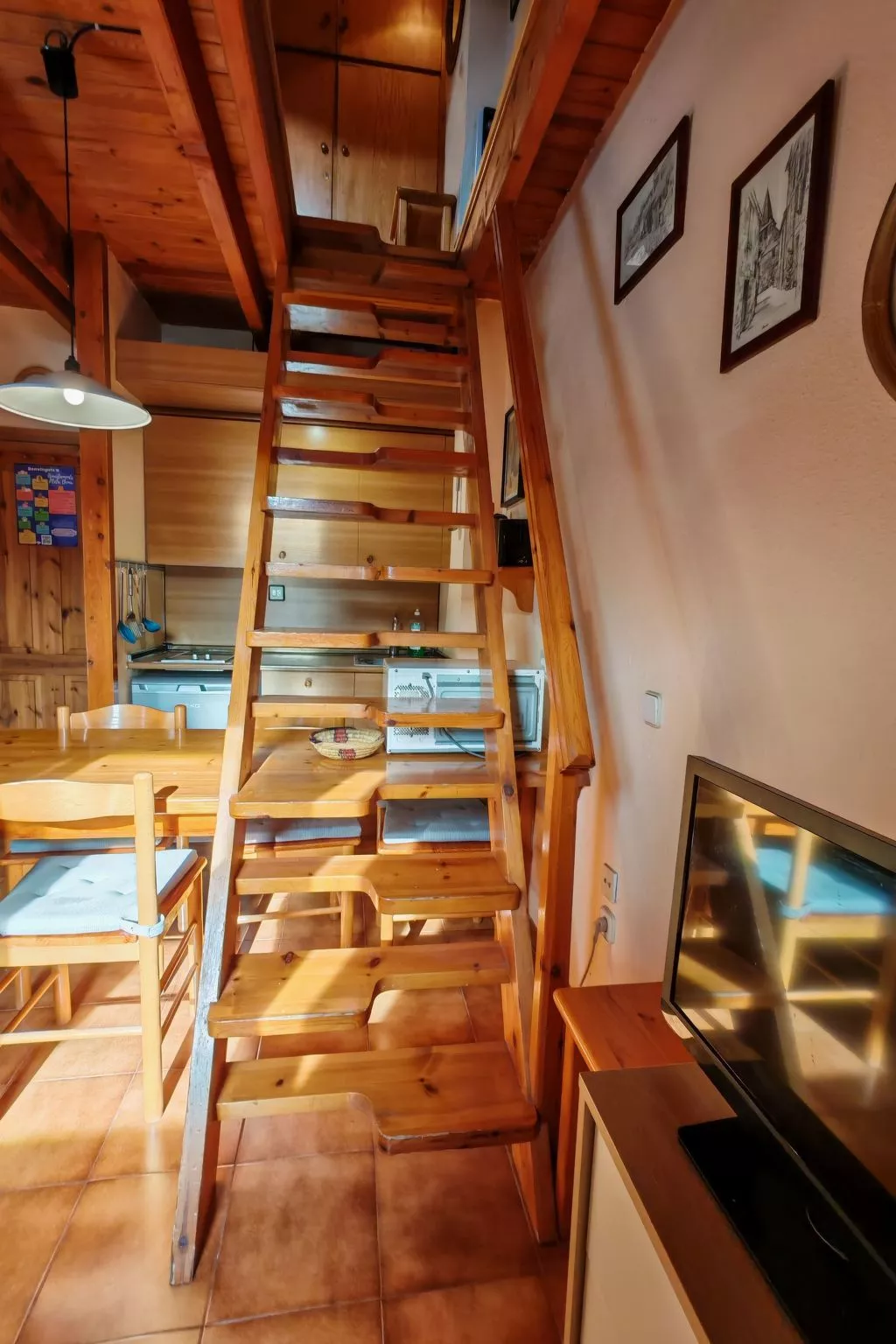 Duplex Cuc 2 Dachgeschoss mit Dachboden und rustikalem Touch Vall de Boí-Inside