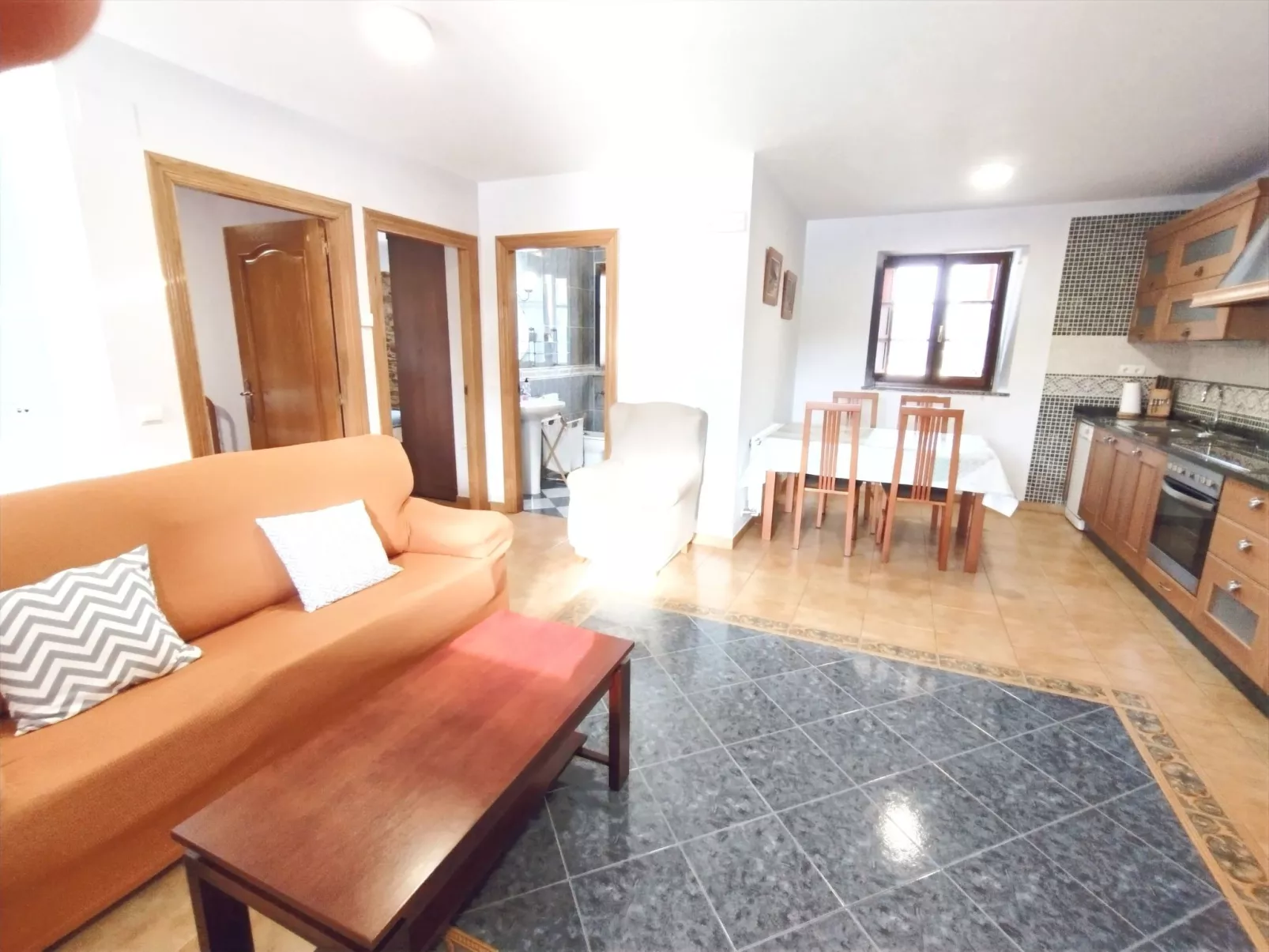 Ländlicher Bauernhof "Apartamentos Navalin 2" - Inside