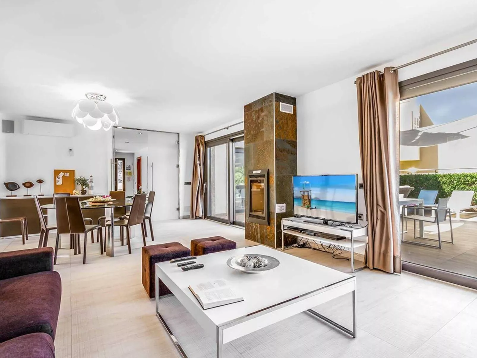 Schöne Villa im Zentrum von Cala Sant Vicenç-Inside