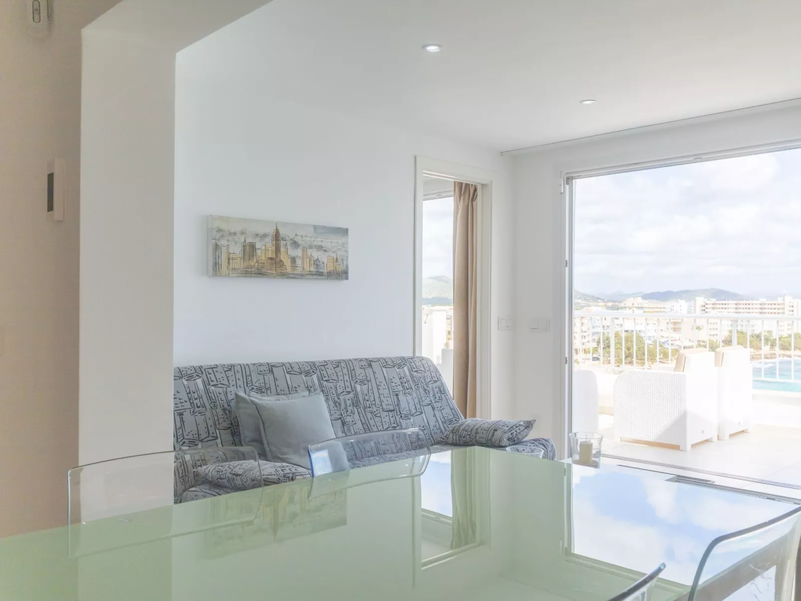 "Luisamar Meerblick".-Drinnen