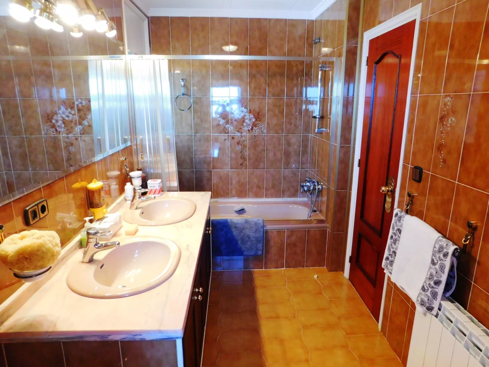 Wunderschönes Ferienhaus in Roses mit Großer Terrasse-Image-tags.info