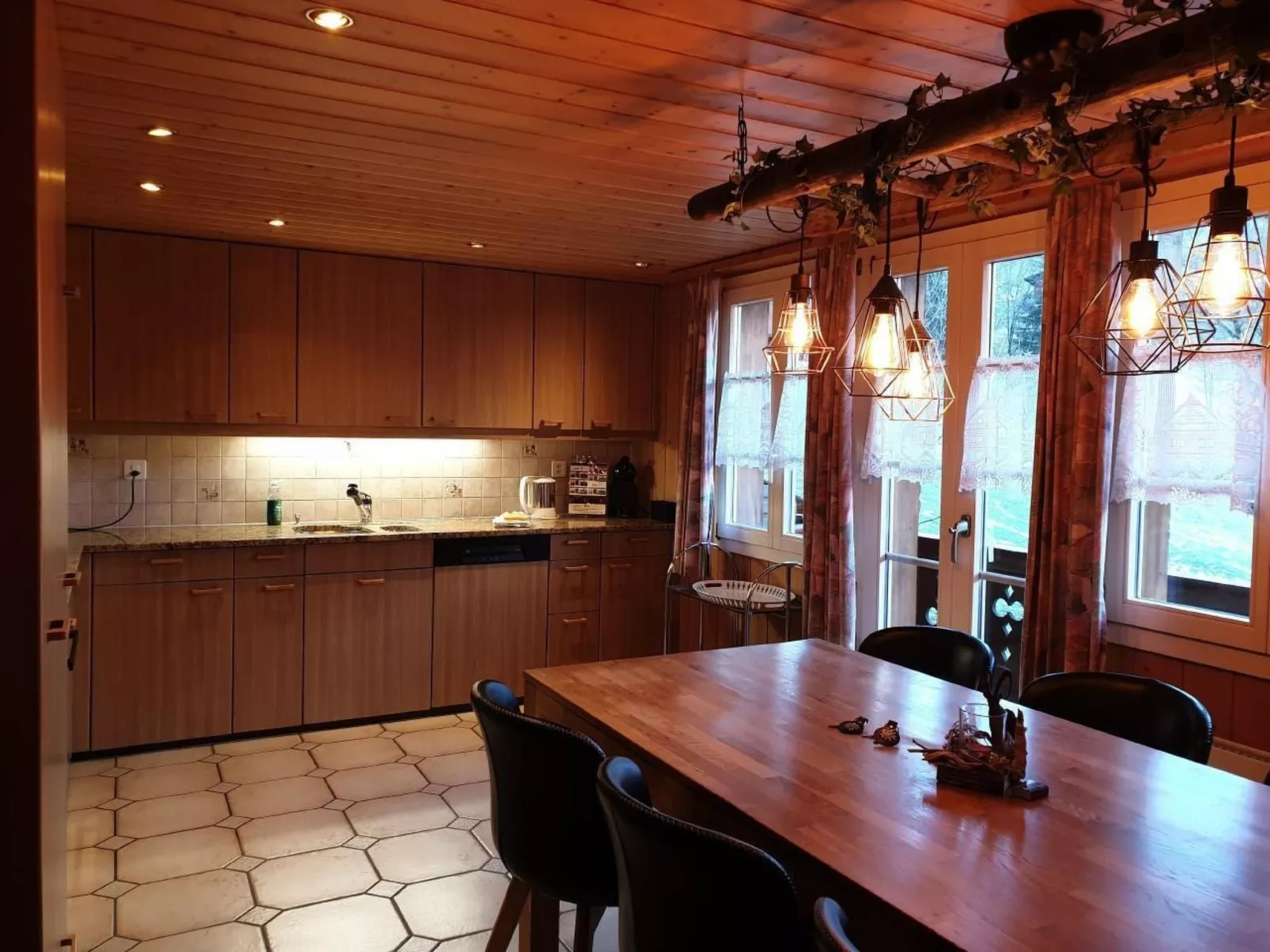 Bei der Arve 4 Bett Wohnung-Dedans