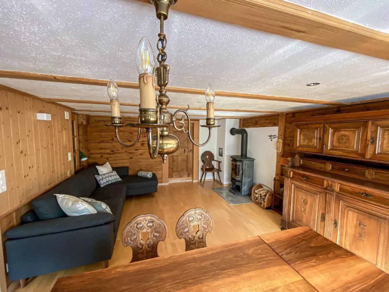 Chalet Simeli-Image-tags.info