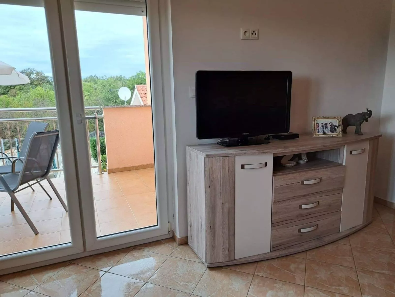 Wohnung mit Terrasse-Inside