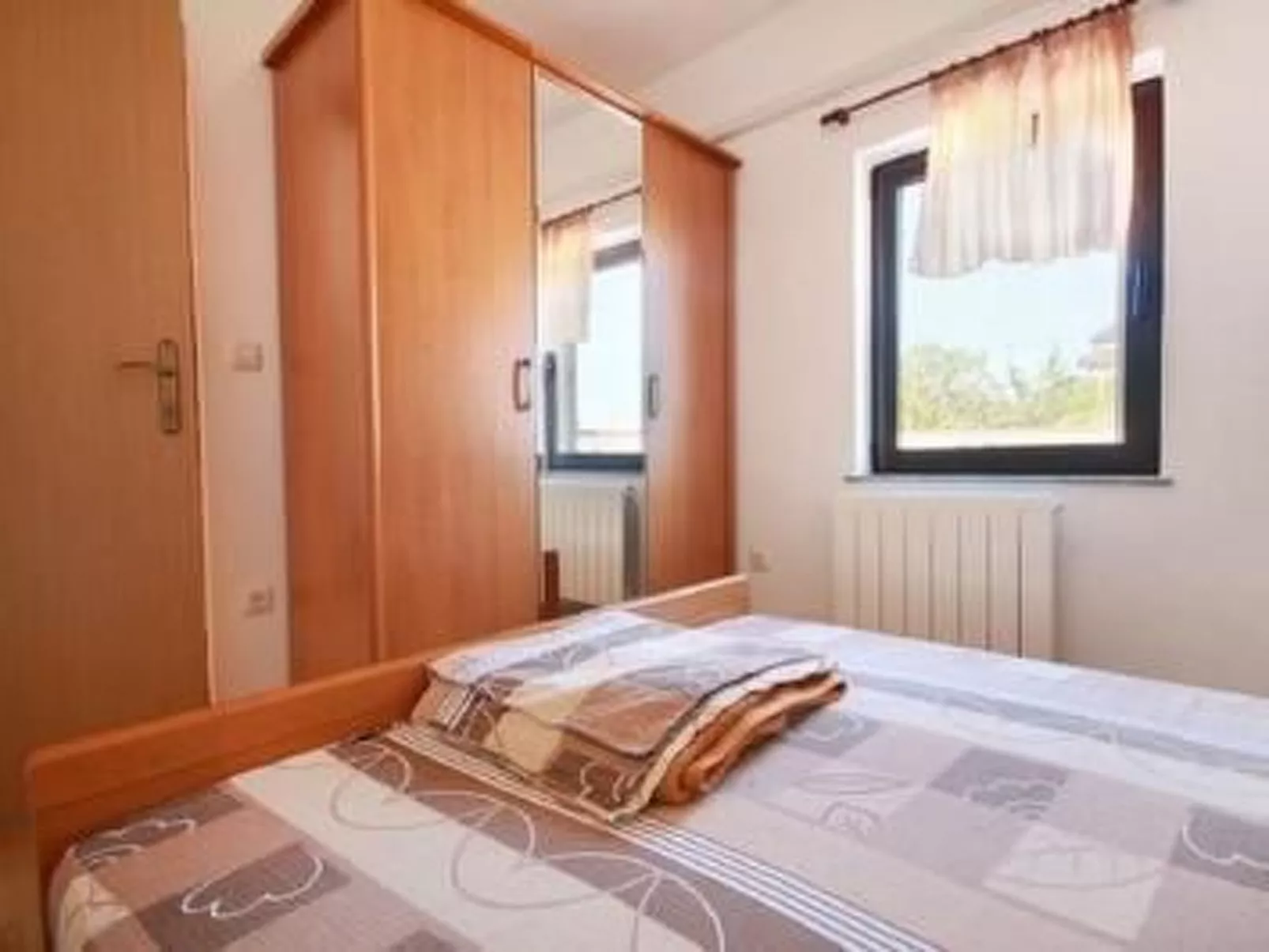 Für 4 Personen ca. 45 m&sup2; in Medulin, Istrien (Medulin und Umgebung)-Image-tags.info