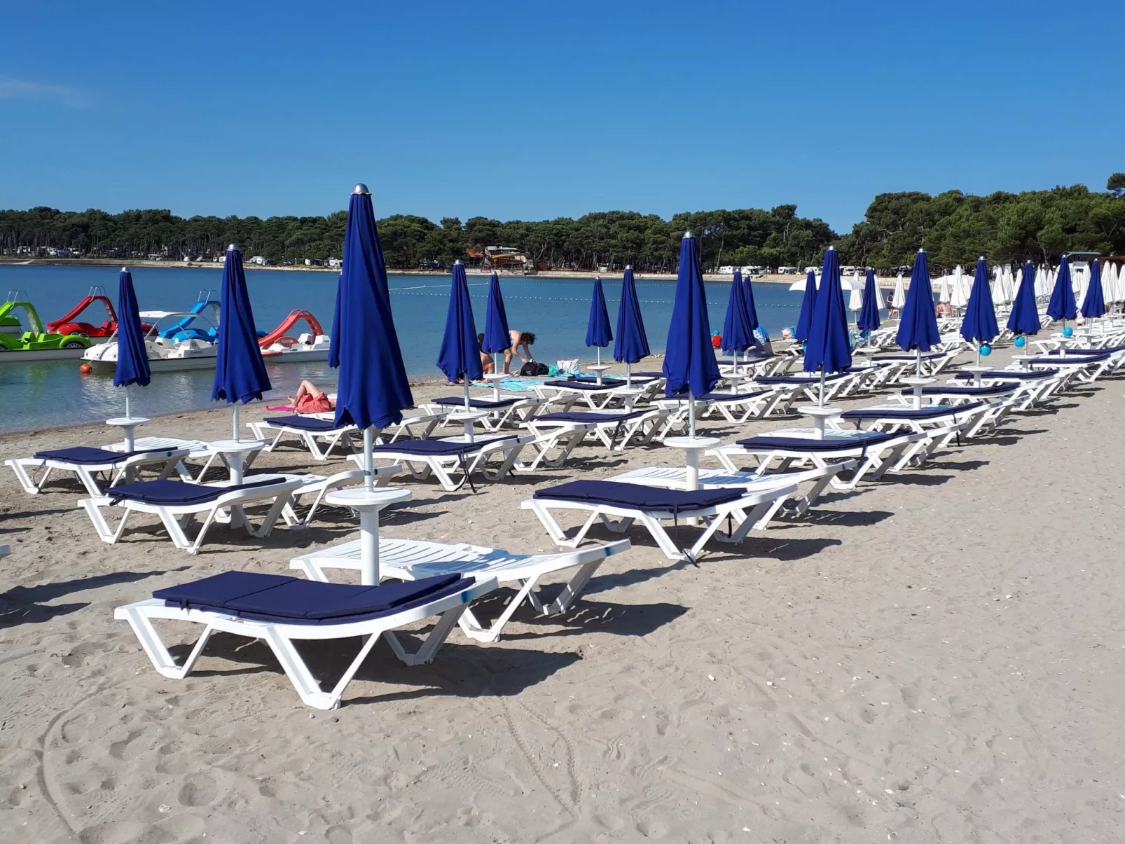 Direkt am Meer liegendes Apartment mit Garten-Dehors