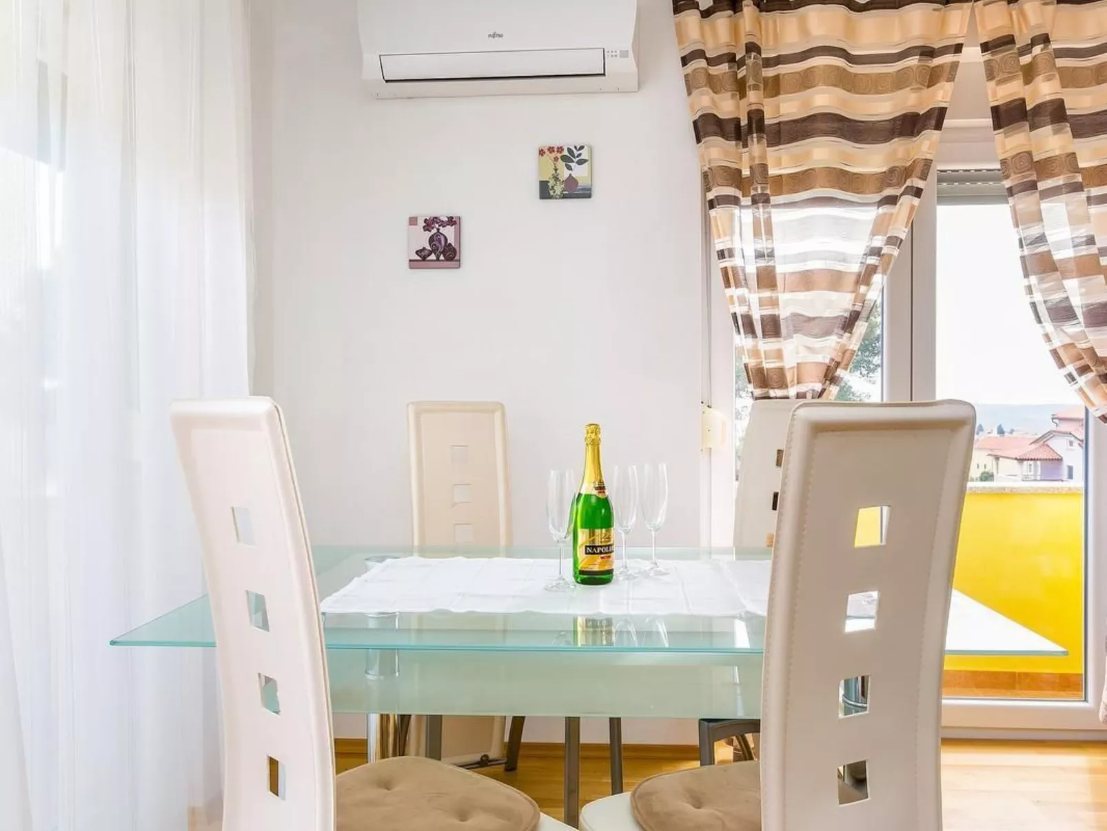 Für 4 Personen ca. 45 m&sup2; in Medulin, Istrien (Medulin und Umgebung)-Dedans