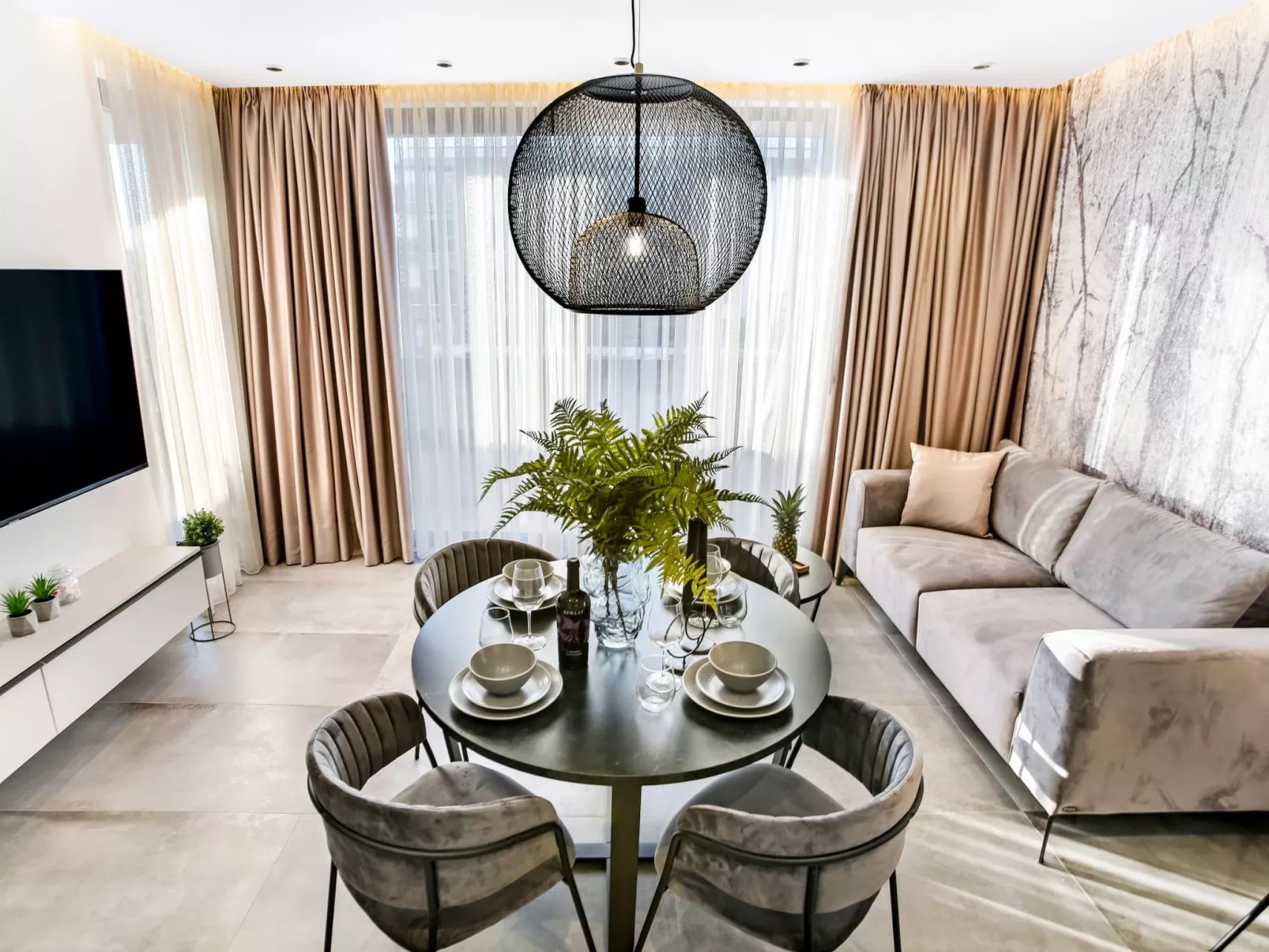 Fly Room - A1-Inside