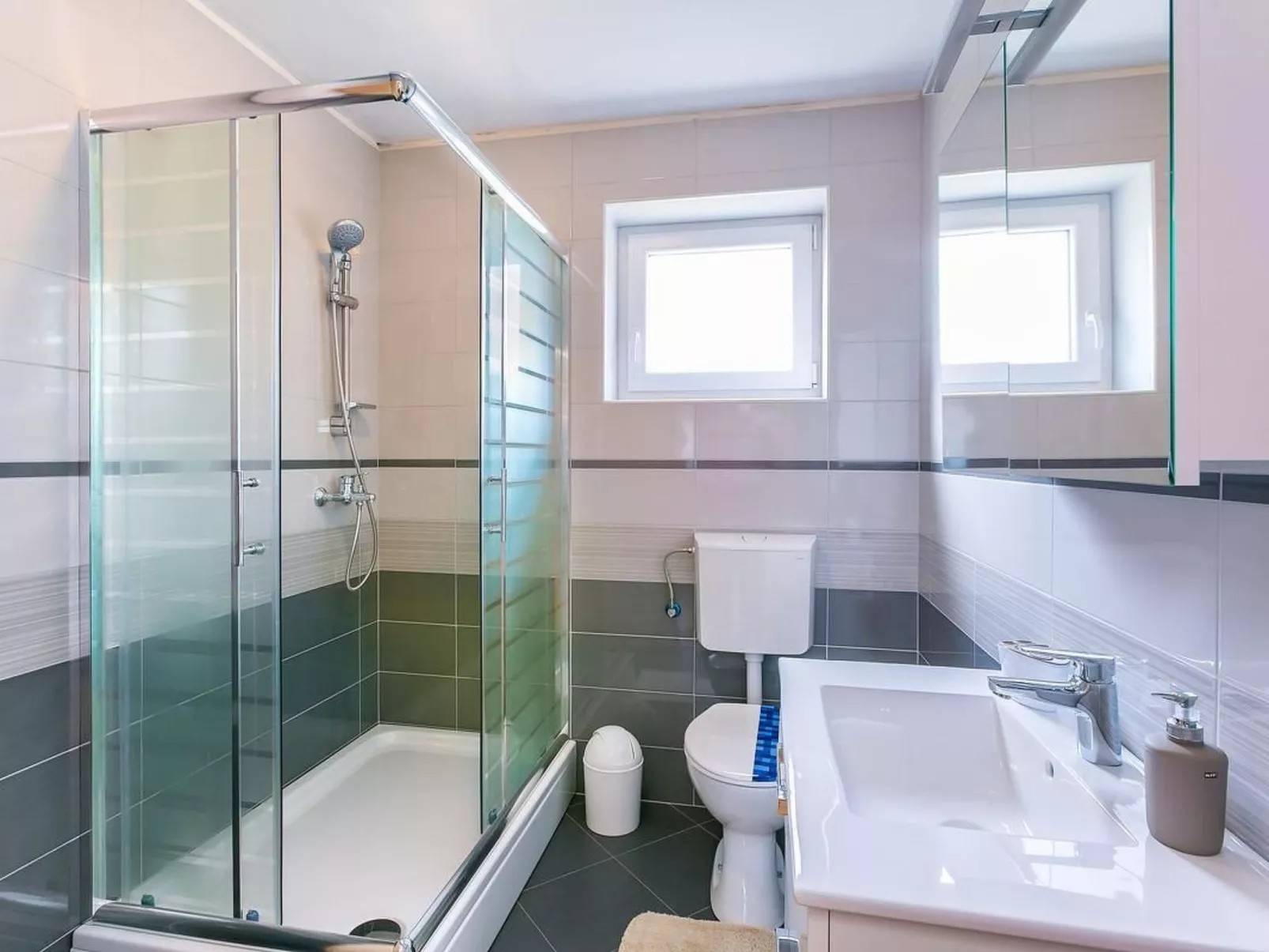 Für 4 Personen ca. 45 m&sup2; in Medulin, Istrien (Medulin und Umgebung)-Dedans