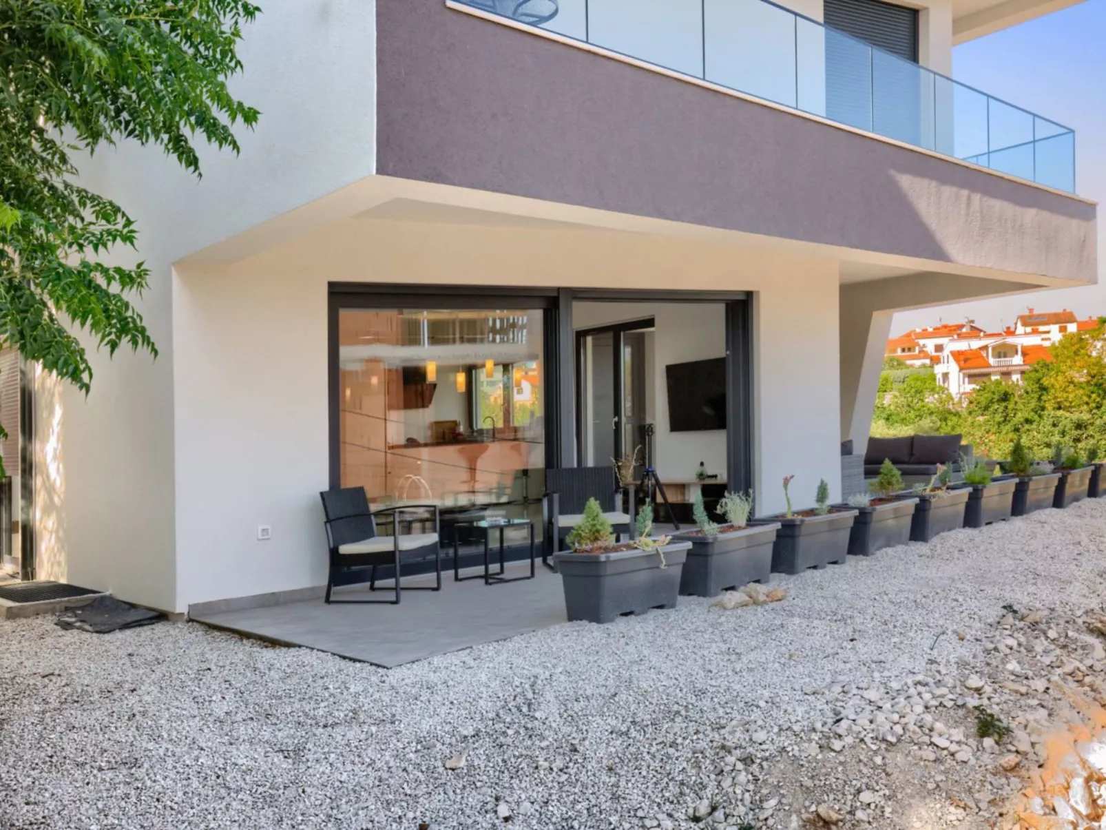 Villa Delfin mit Pool-Dehors