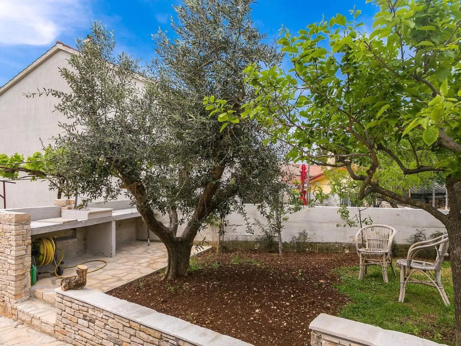 "Elvira" mit Terrasse-Dehors