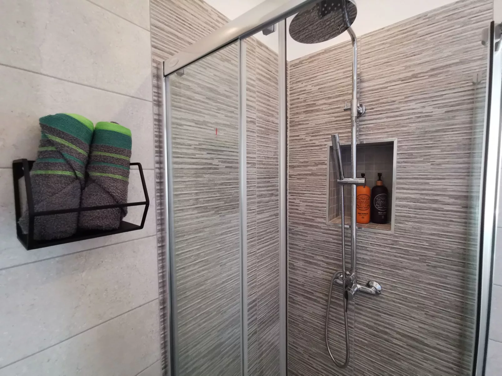 Gemütliche 2-Schlafzimmer-Wohnung mit Meerblick, Crikvenica-Drinnen