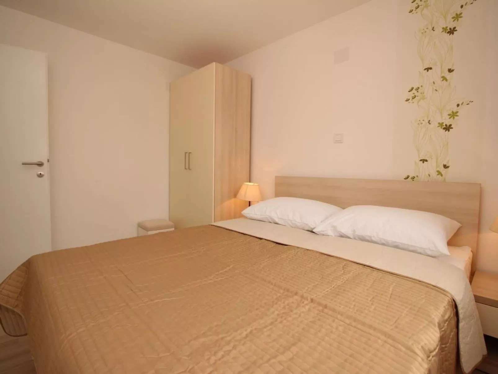 Gorica II A2+2 br.2-Dedans