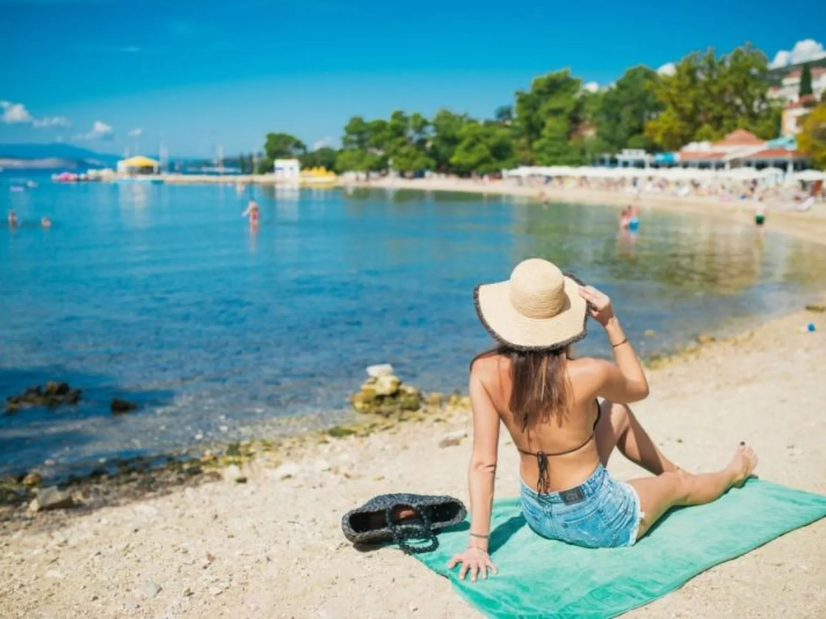 Moderne Wohnung in Crikvenica mit Pool-Draußen