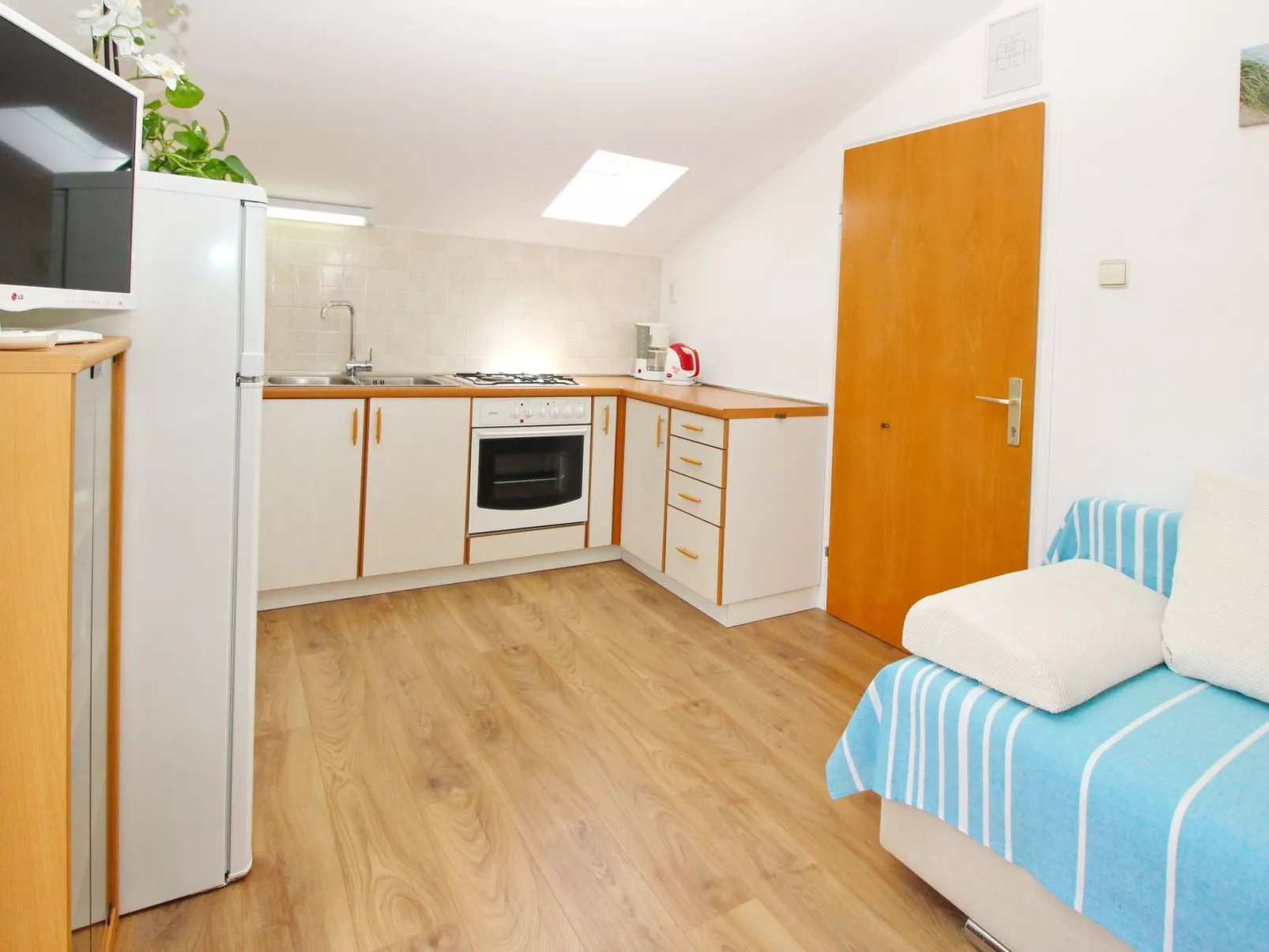 C. Silvija Bs-Inside