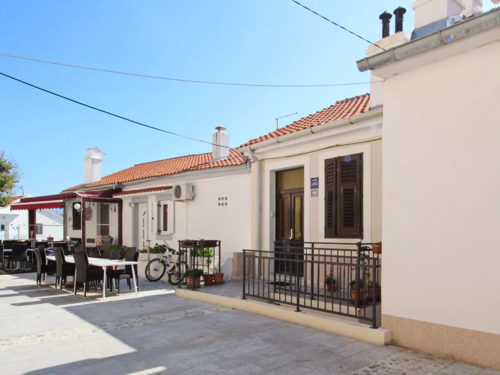 Mihovil-Image-tags.info