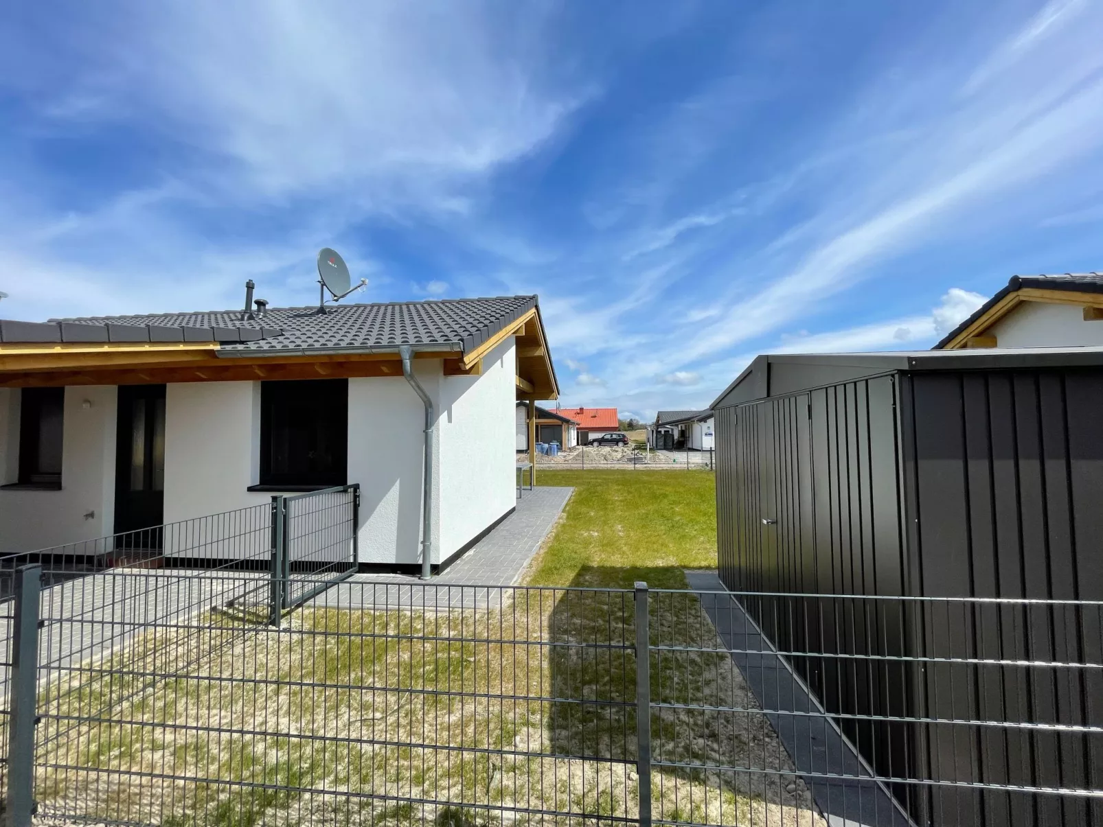 G12 Ferienhaus in Eckwarderhörne mit Gartenhaus - Draußen