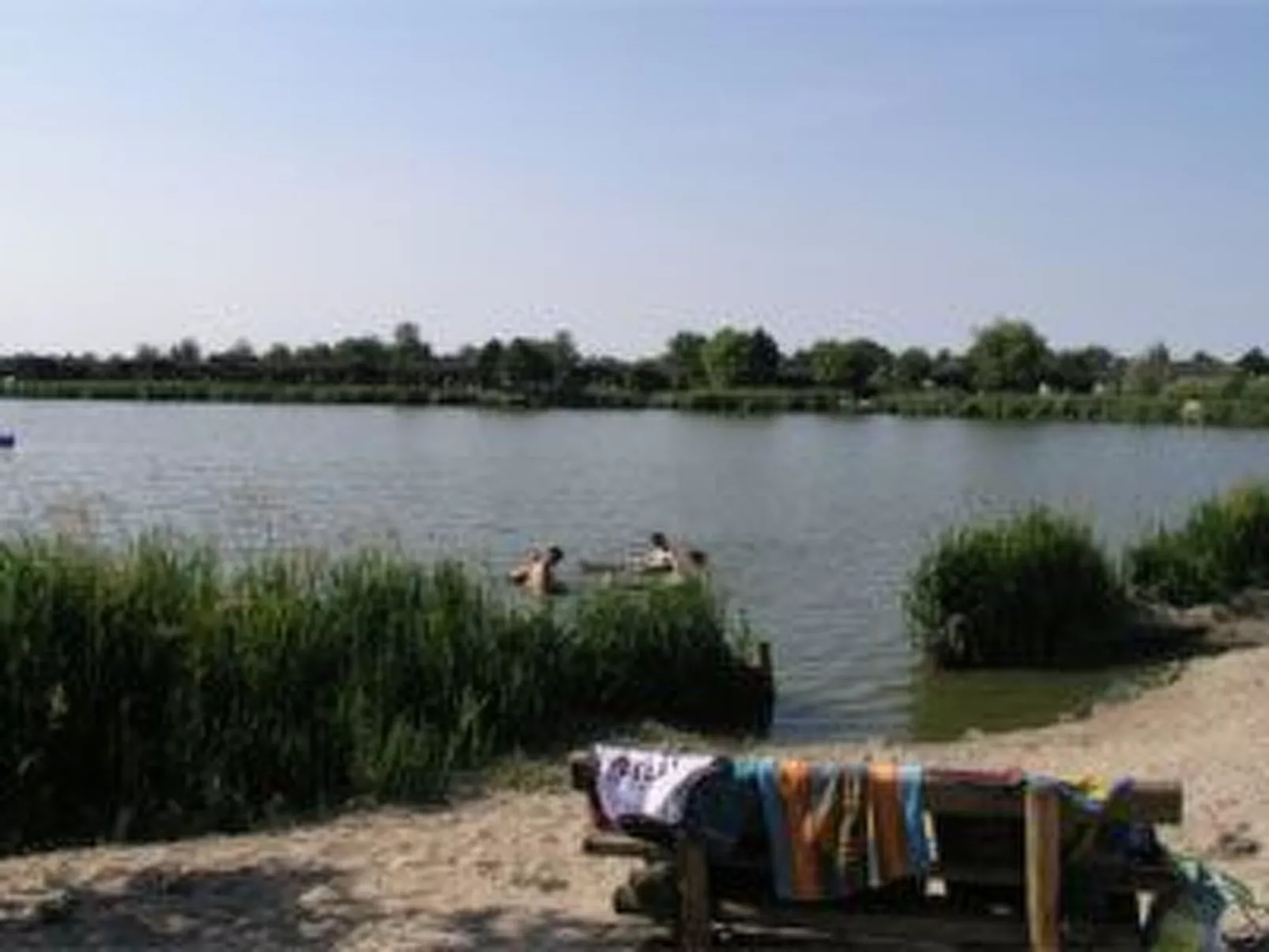 J10 Eingefriedetes Ferienhaus in Eckwarderhörne - Dehors