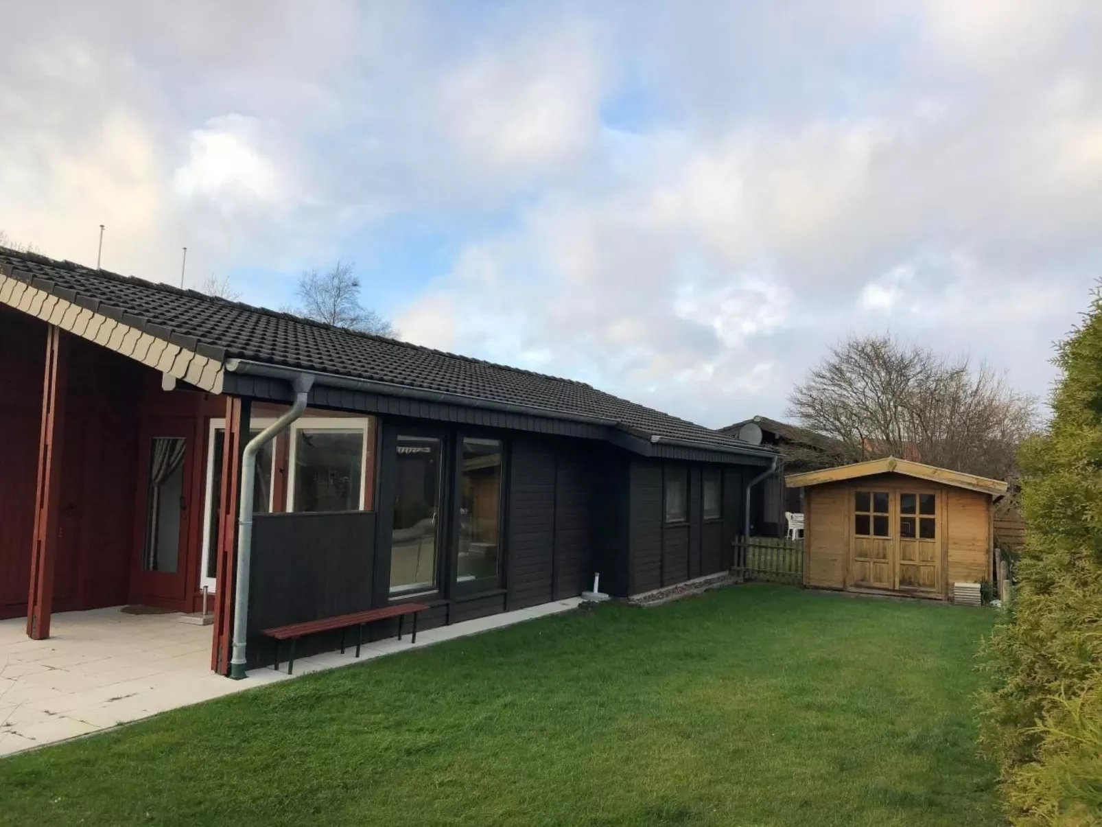 D15 Holzhaus im Feriendorf Eckwarderhörne-Draußen