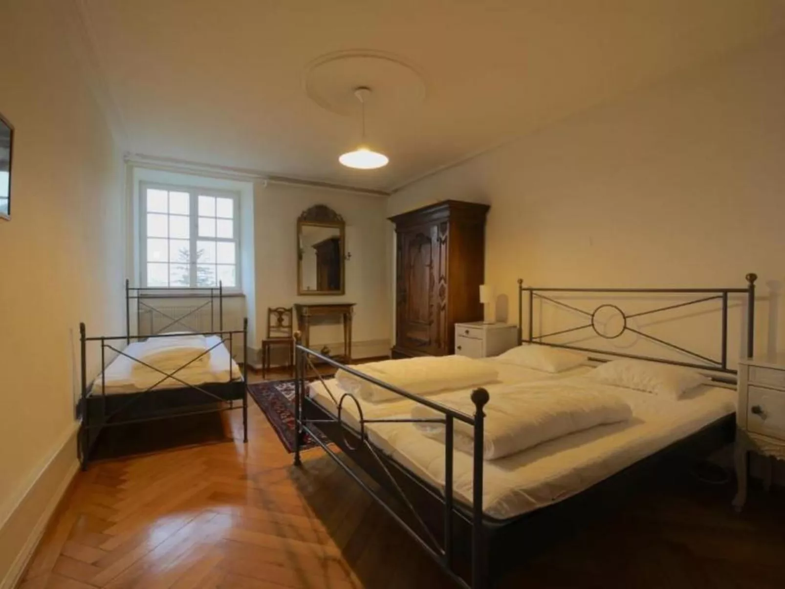 Schloss Heidegg-Drinnen