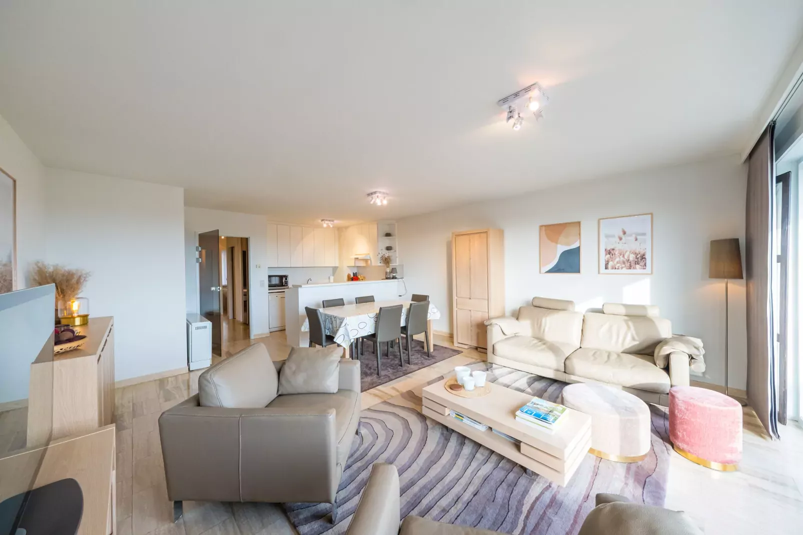 Prestige II 0401-Living room