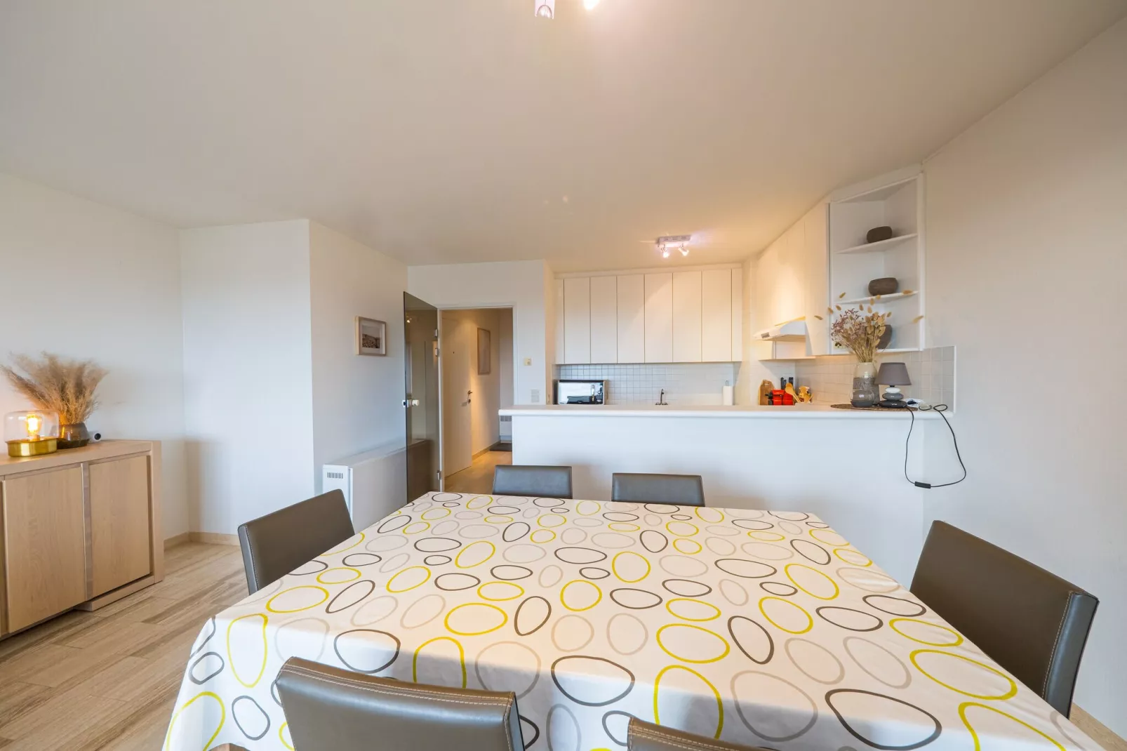 Prestige II 0401-Dining room