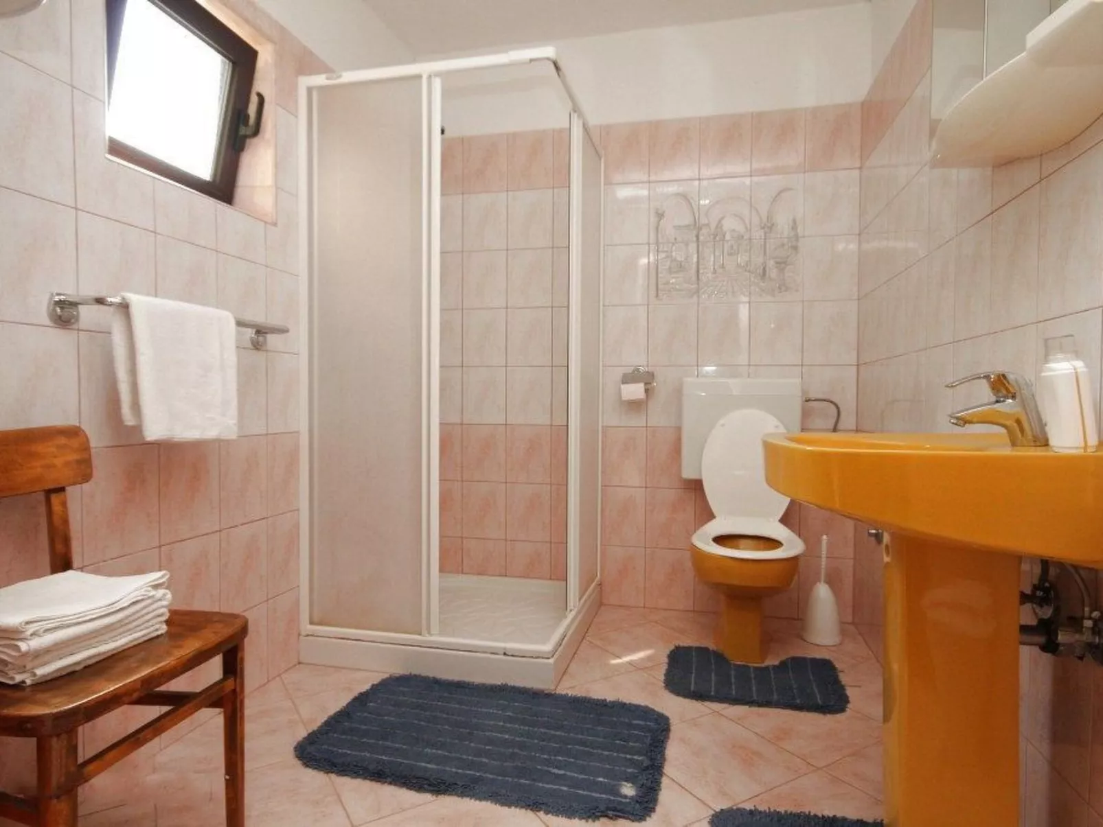 'Frane' mit eigenem Pool-Dedans