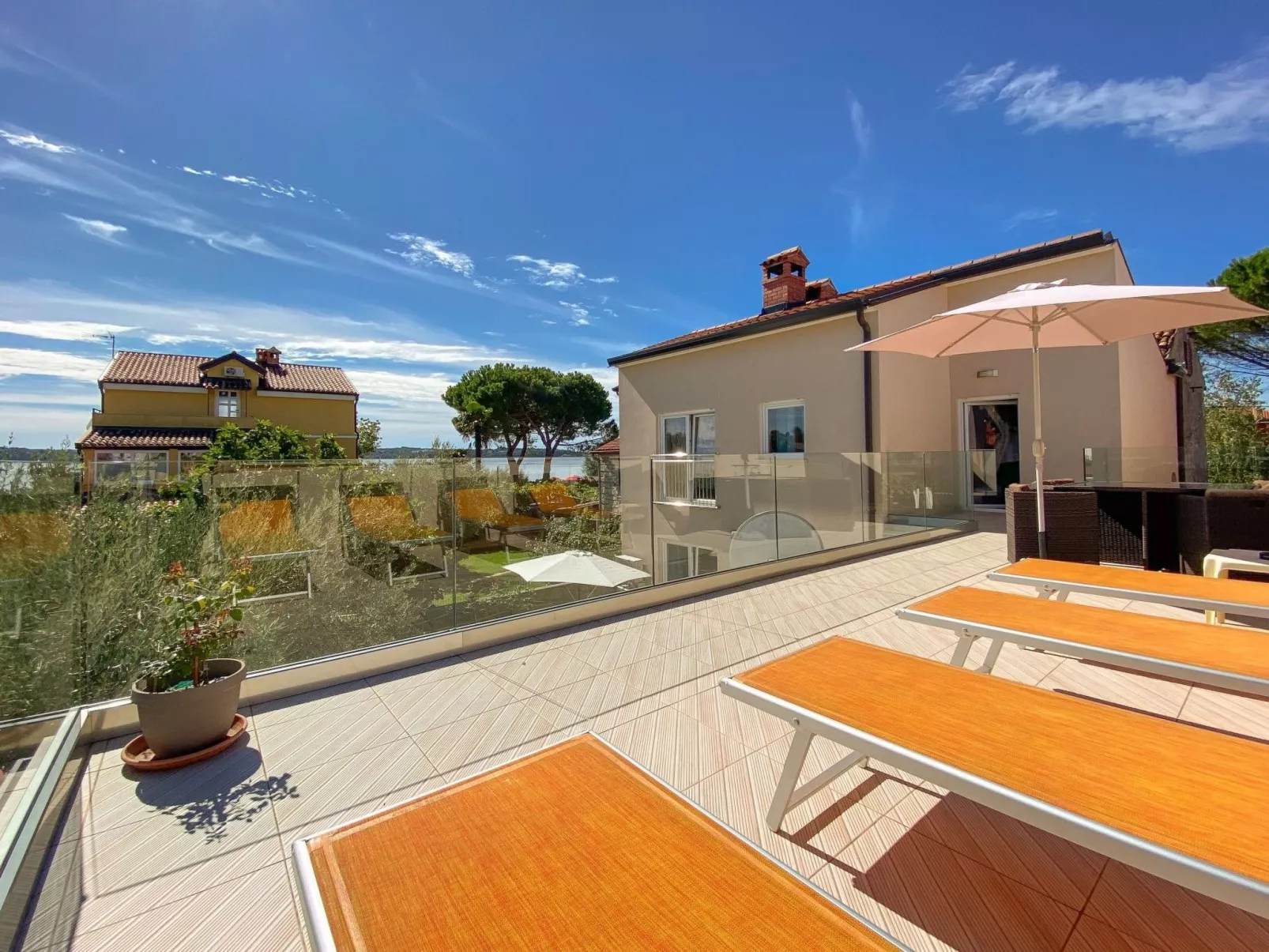 Für 6 Personen ca. 55 m&sup2; in Novigrad, Adriaküste Kroatien (Westküste von I-Image-tags.info