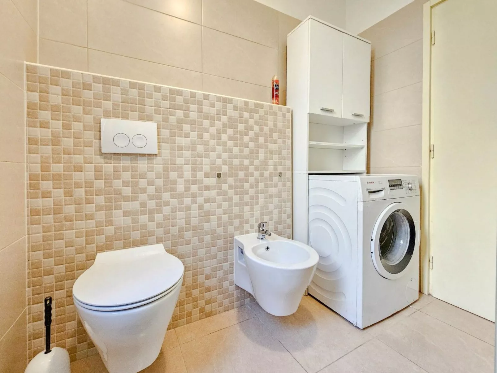 Wohnung 80m vom Meer mit Terrasse-Drinnen