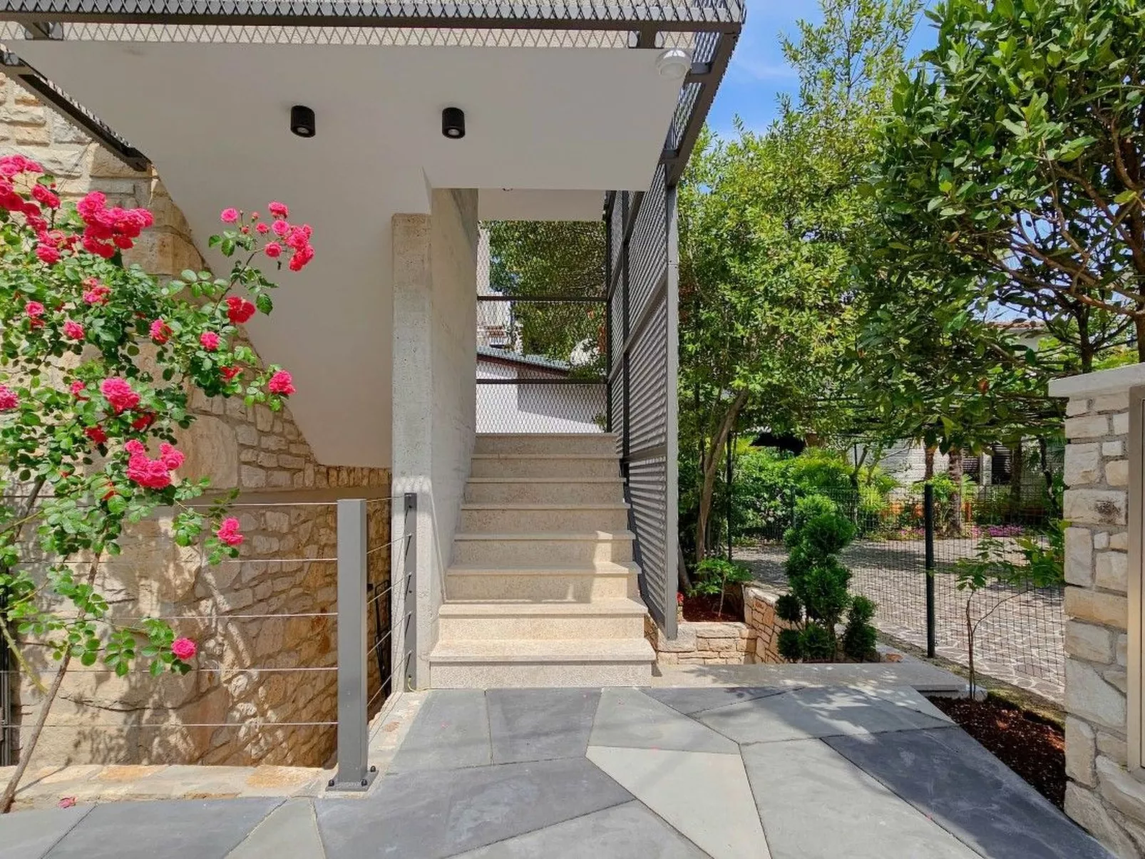 Studio-Apartment 100m vom Meer entfernt-Outside