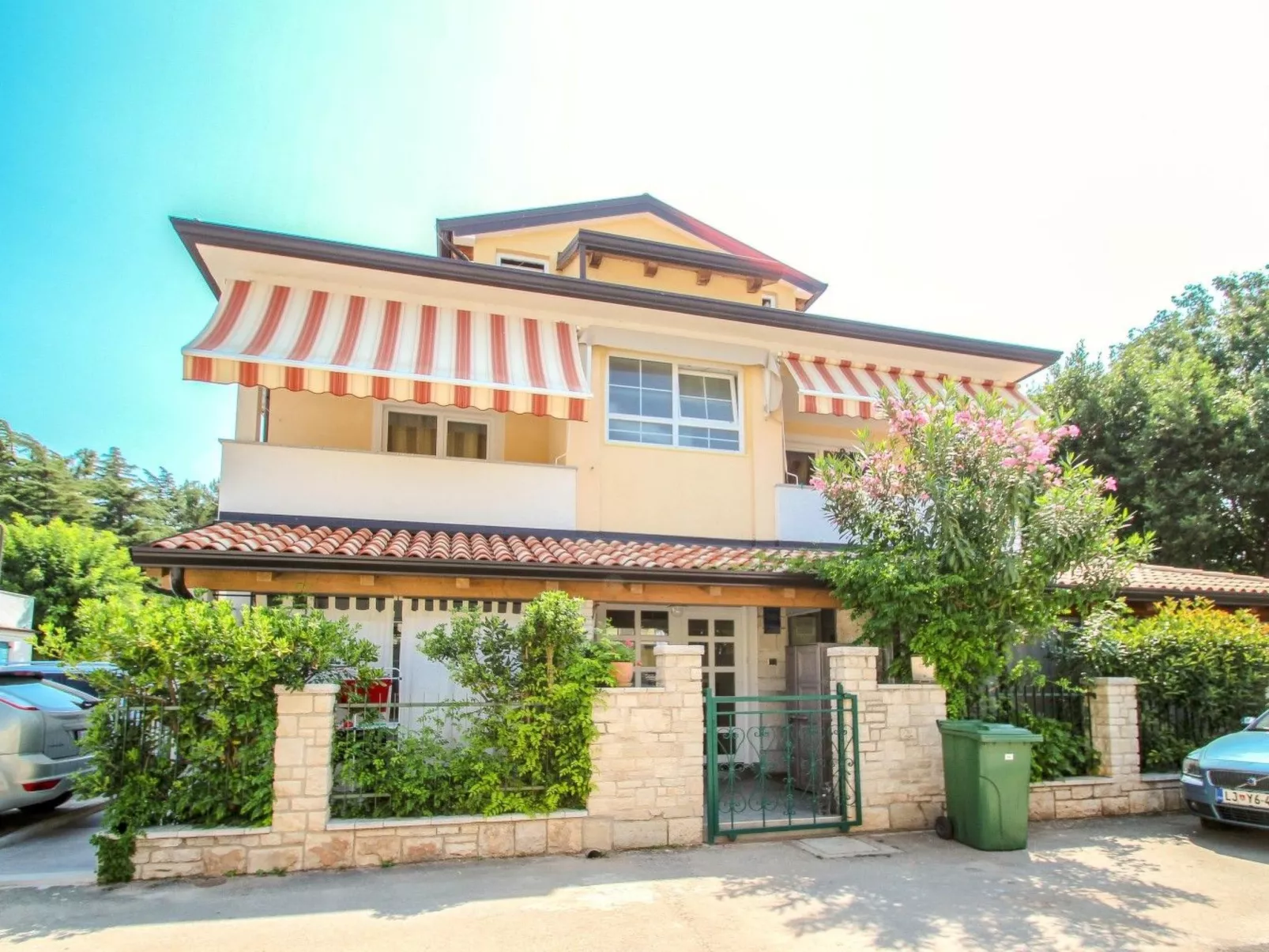 Für 2 Personen ca. 22 m&sup2; in Novigrad, Adriaküste Kroatien (Westküste von I-Dehors