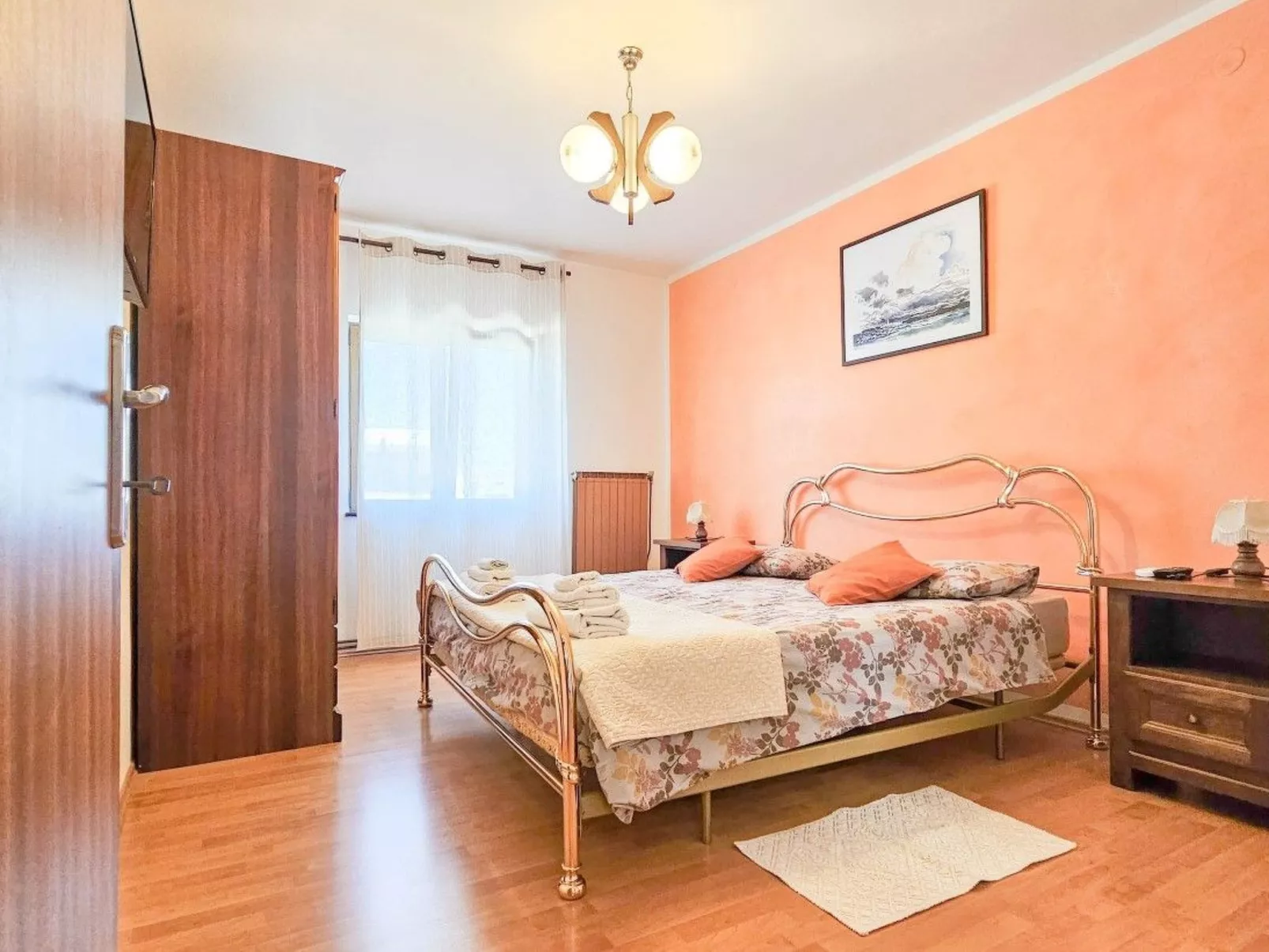 Wohnung für bis zu 6 Personen mit Schwimmbad-Drinnen