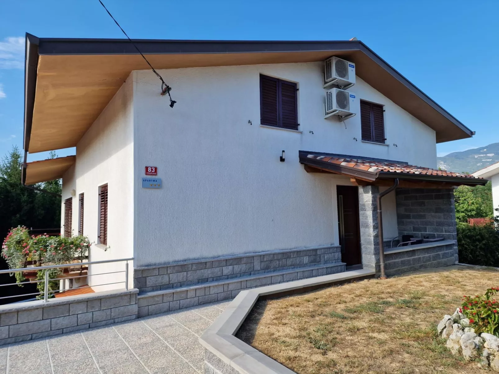 Wohnung Pri stari murvi-Draußen