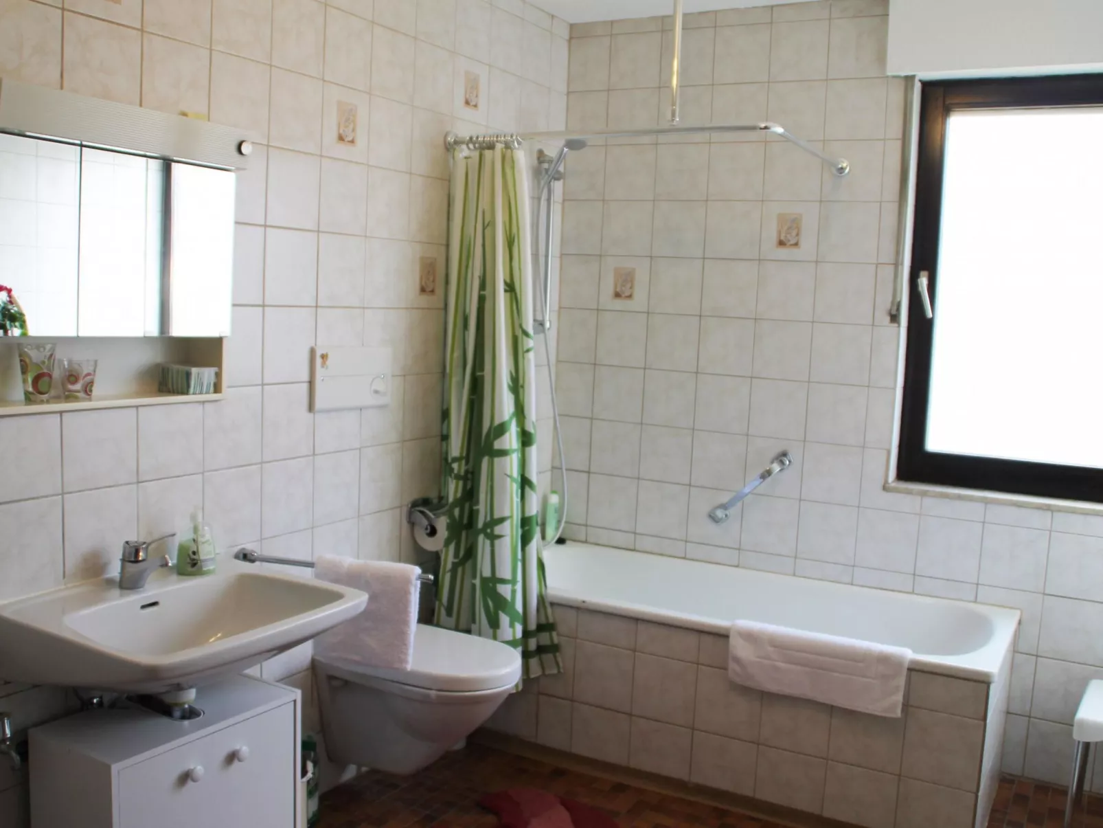 Für fünf Personen-Inside