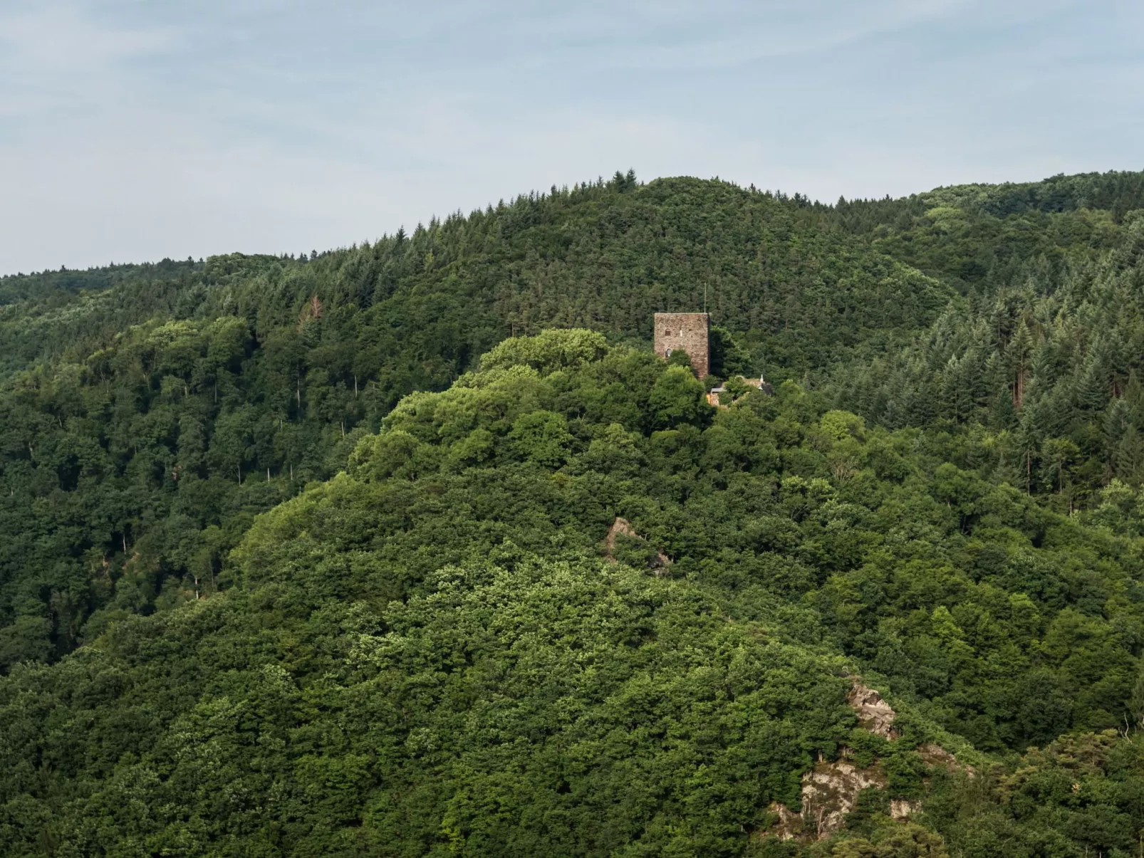 In Waldbreitbach mit Whirlpool - Dehors