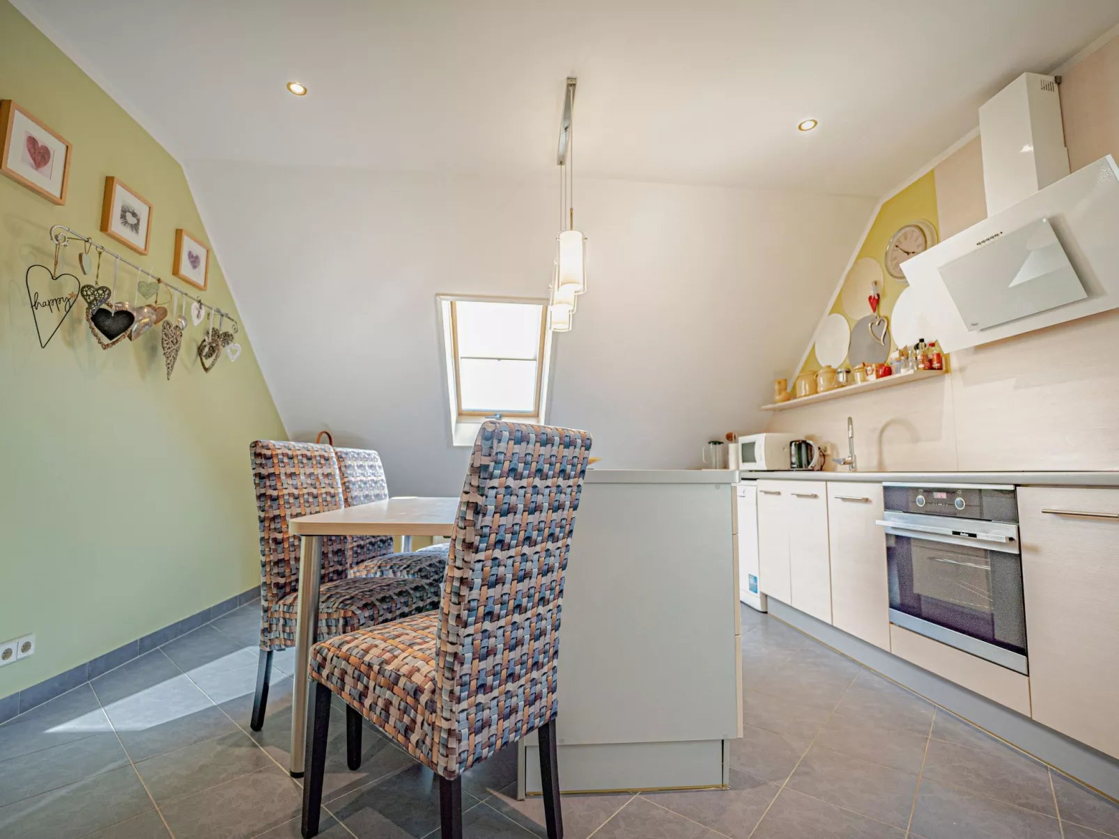 Dom Ogrodnika-Drinnen