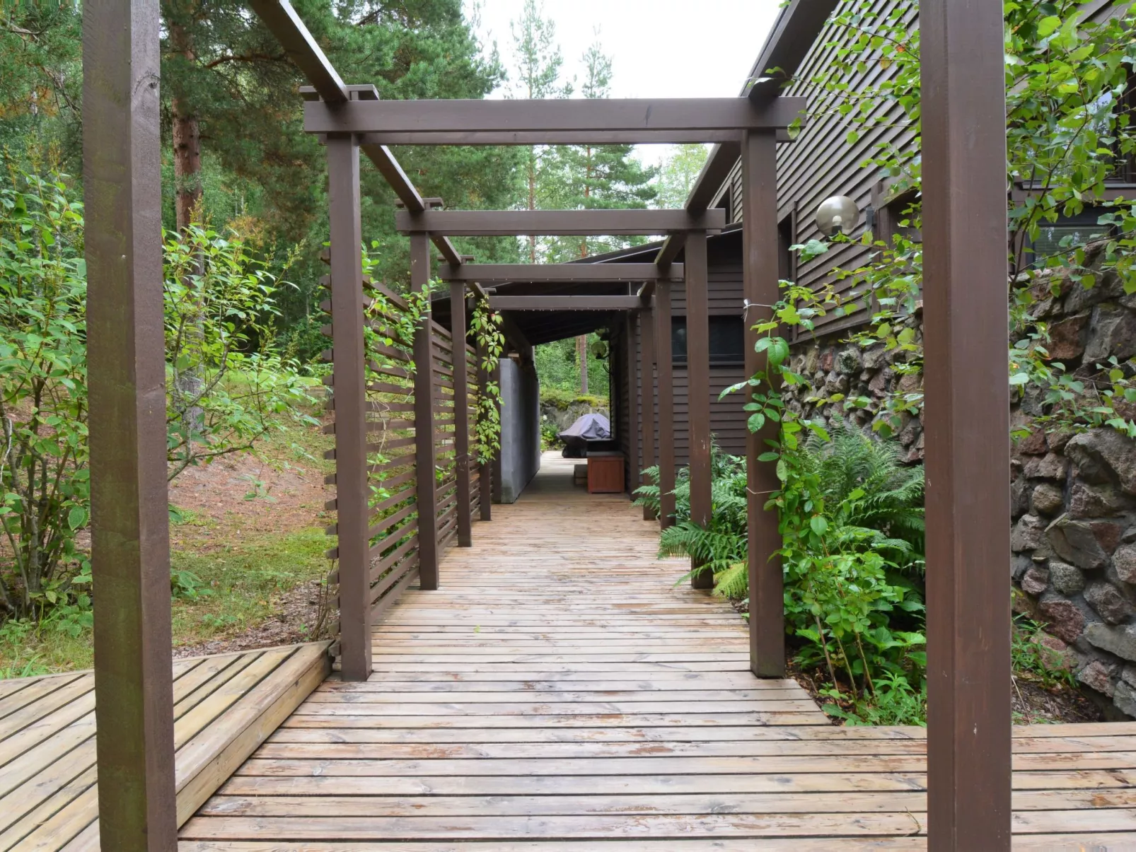 Villa Lakeside-Outside