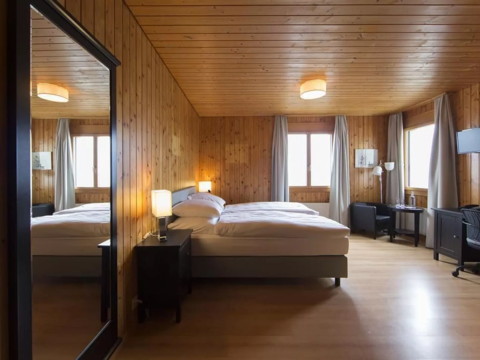 Ganzes Schloss Hotel Wartenstein inkl. Restaurant-Image-tags.info