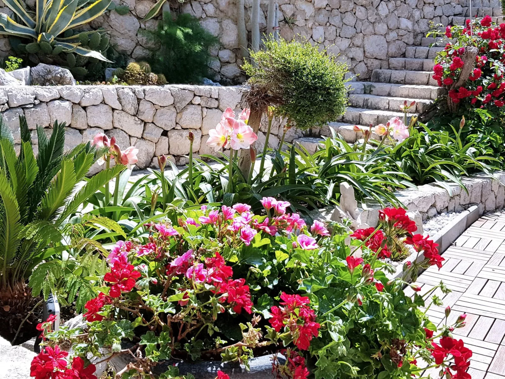 Villa Margitta mit Pool, Tennisplatz und Meerblick-Image-tags.info