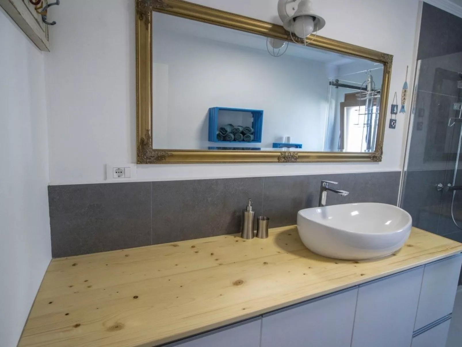 Villa Ni-Sa mit Privatpool für 11 Personen-Inside