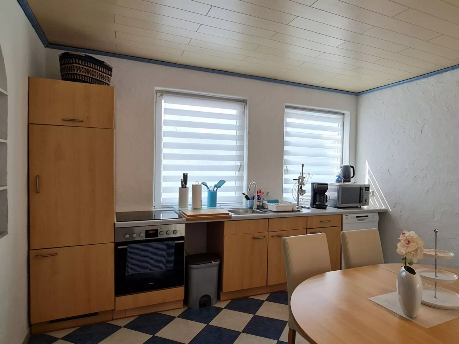 Dreibettzimmer mit Lounge-Terrasse und Garten - Inside