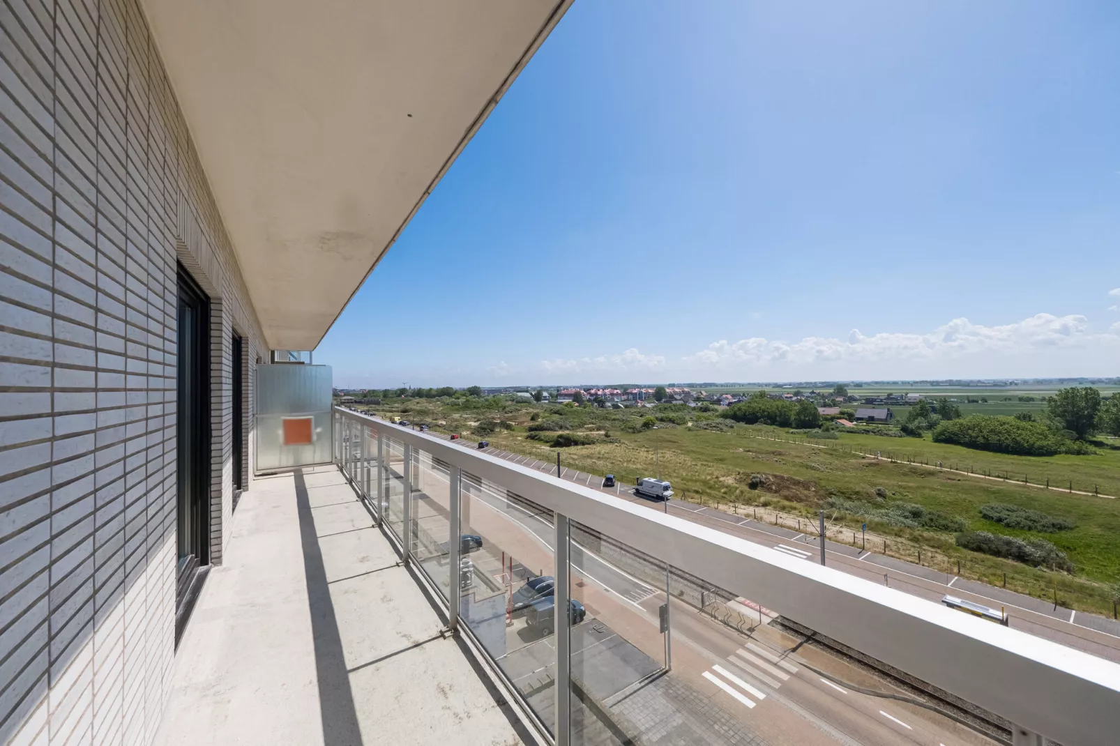 Pearl Beach 0504-Terrace balcony