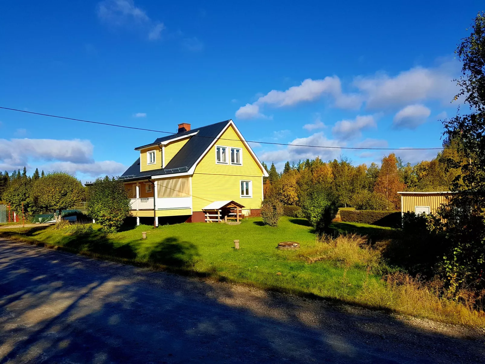Gemütliches Ferienhaus in der Wildnis Lapplands-Draußen